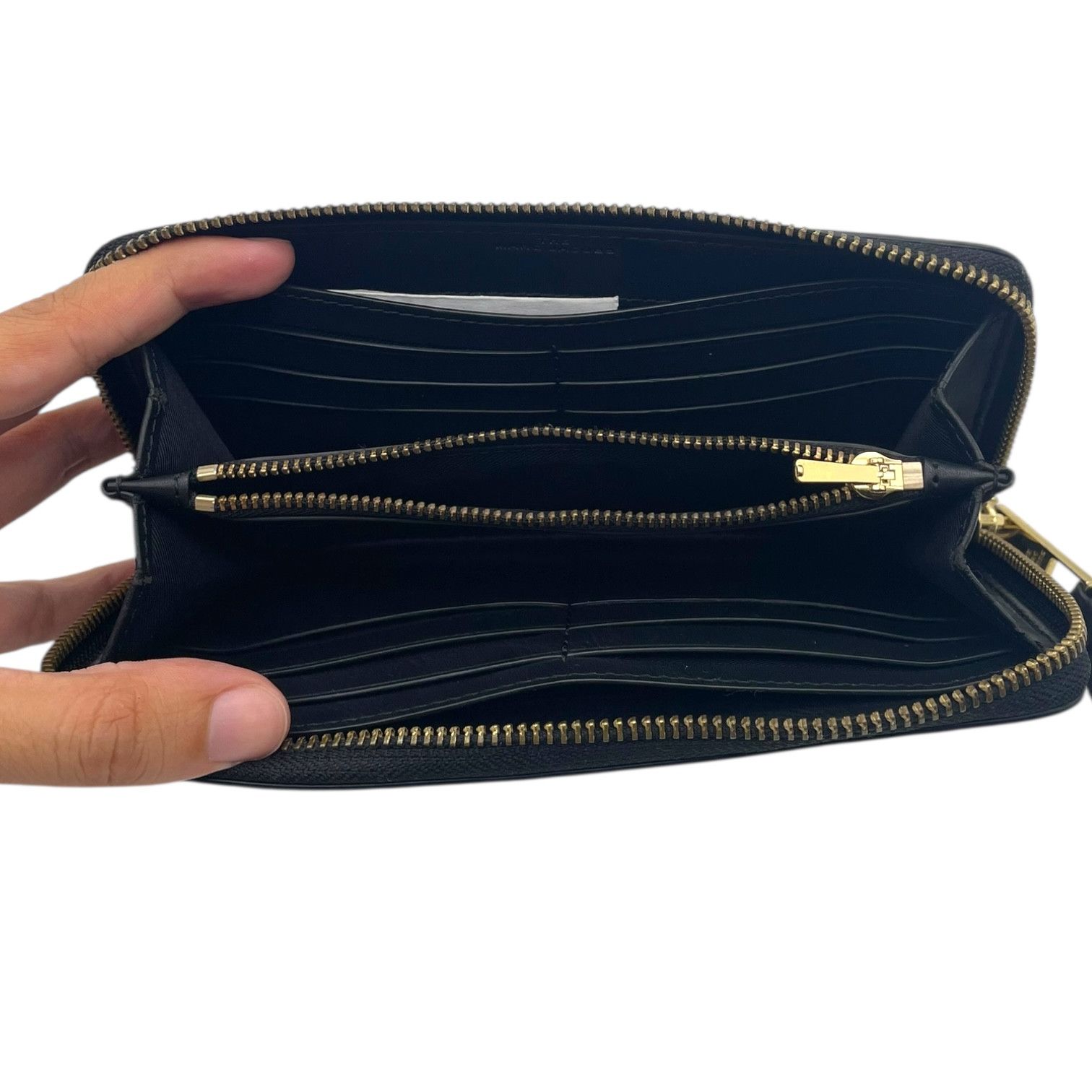 Marc Jacobs Marc Jacobs Leather Wallet Zip Around Black Size ONE SIZE - 4 Thumbnail