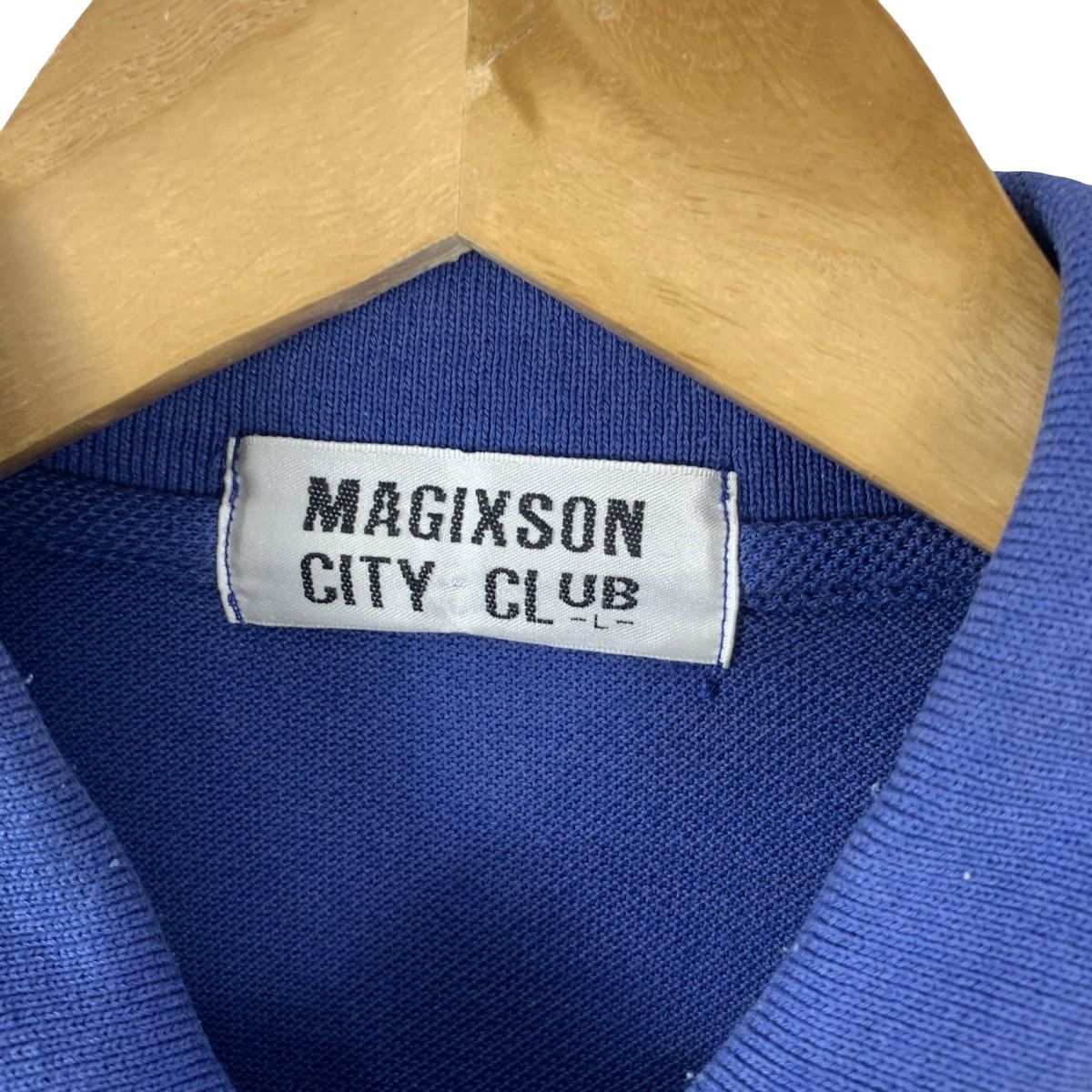 Vintage Vintage Y2K MAGIXSON CITY CLUB Golf Collection Polo Tee Size US L / EU 52-54 / 3 - 7 Thumbnail