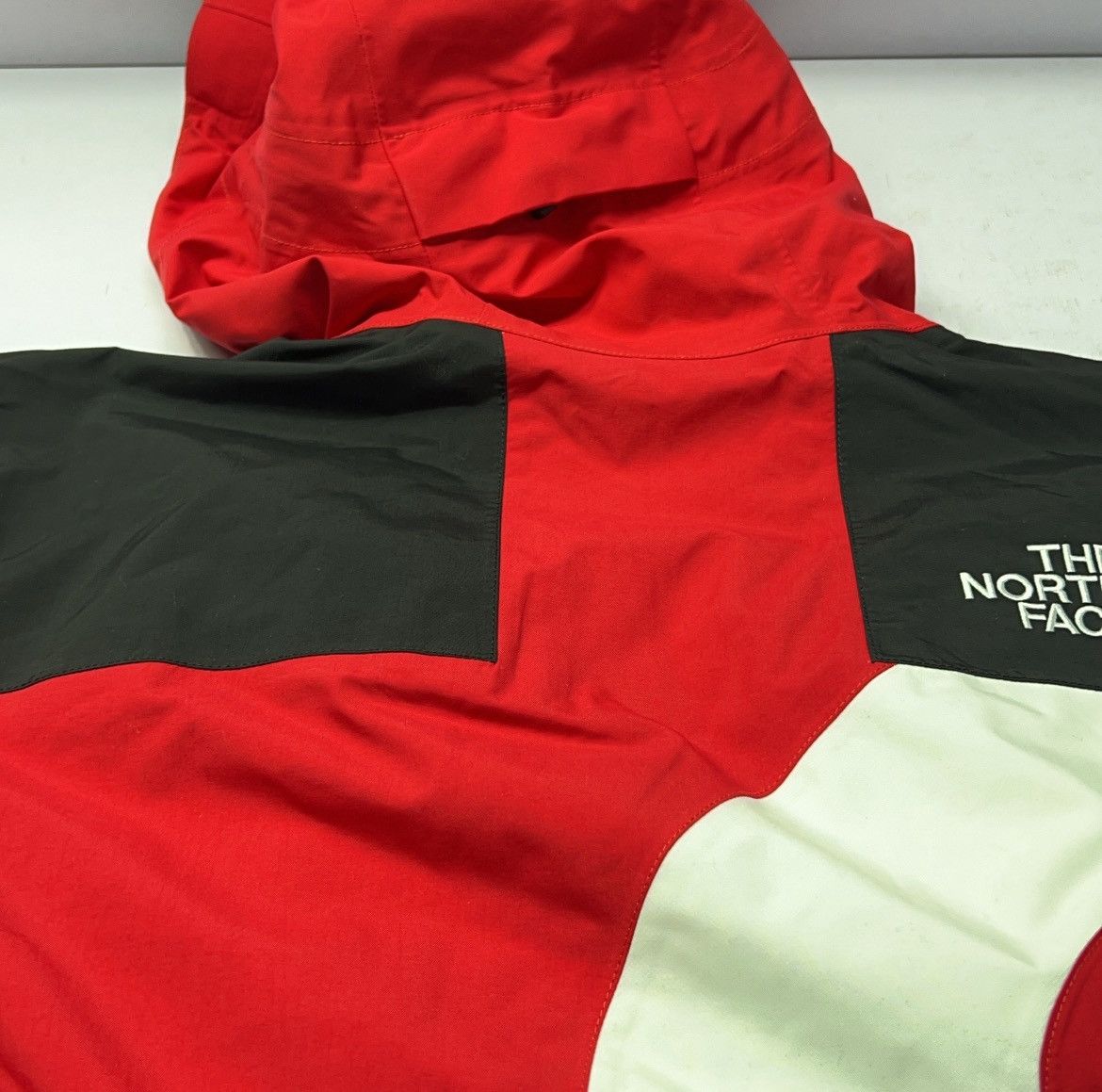 Supreme Supreme x The North Face S Logo Mountain jacket Size US S / EU 44-46 / 1 - 6 Thumbnail
