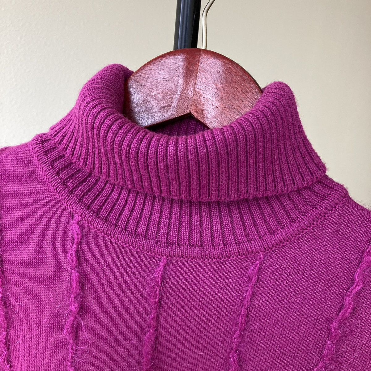 Versace Versace Sweater Pink Barbie Style Vintage Size XL / US 12-14 / IT 48-50 - 4 Thumbnail