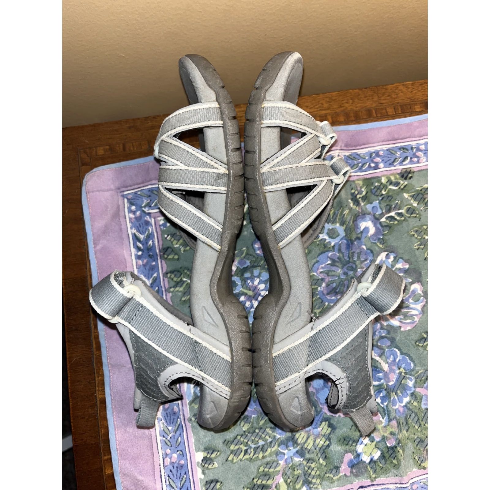 Teva VINTAGE Teva Women's Sandals Gladiator Active Hiking Casual Travel Flat Size 7 Gray Size US 7 / IT 37 - 5 Thumbnail