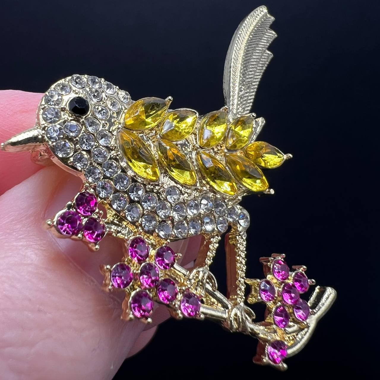 Vintage Bird Brooch Yellow Rhinestone Pin Pink Flower Nature Size ONE SIZE - 4 Thumbnail