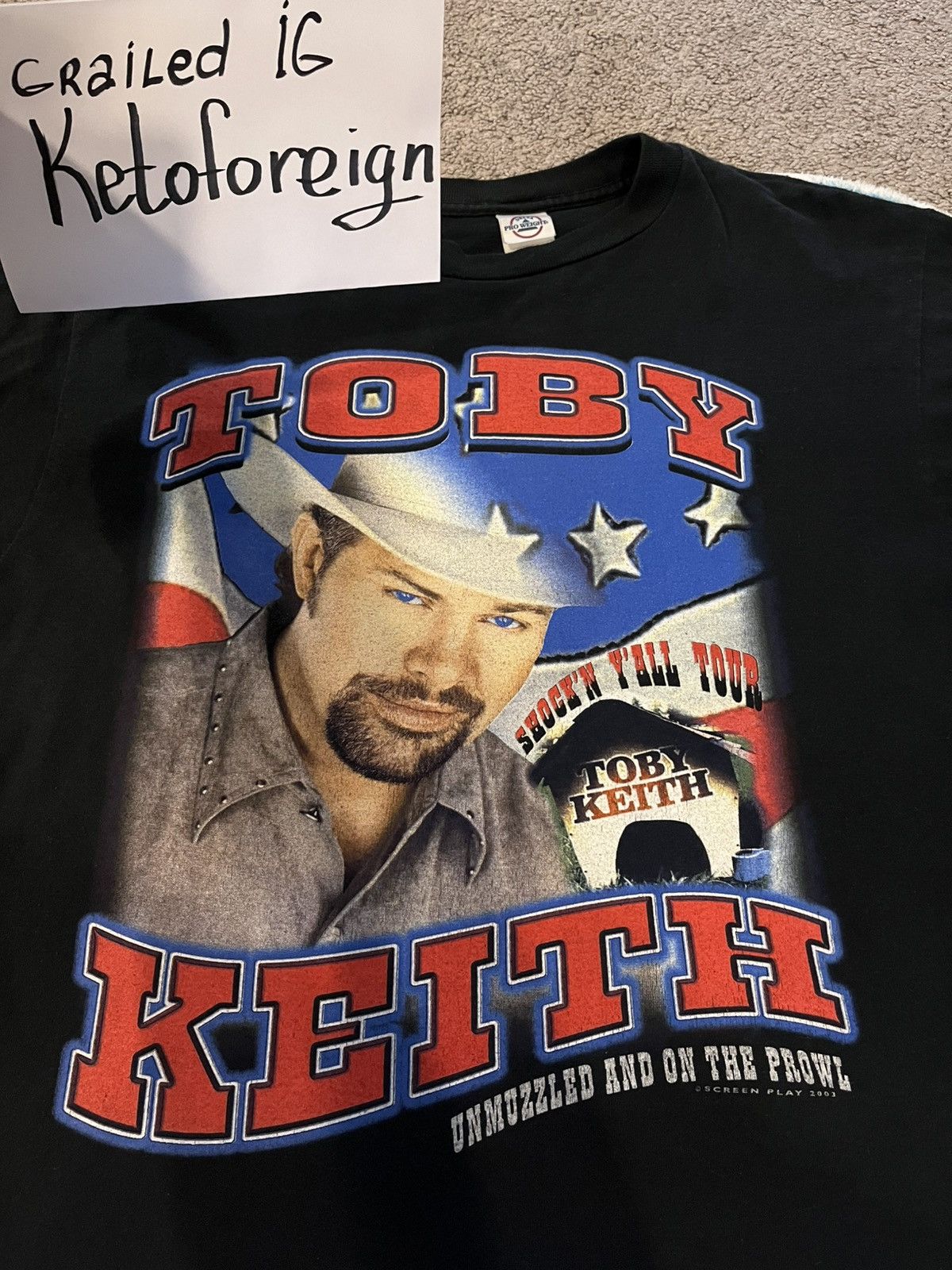 Vintage Vintage Toby Keith Tour tee 2003 measurements in pictures Size US L / EU 52-54 / 3 - 1 Thumbnail