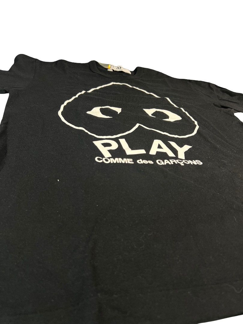Comme des Garcons COMME des GARÇONS PLAY Black Big Heart Logo Tee Size XL Size US XL / EU 56 / 4 - 3 Thumbnail