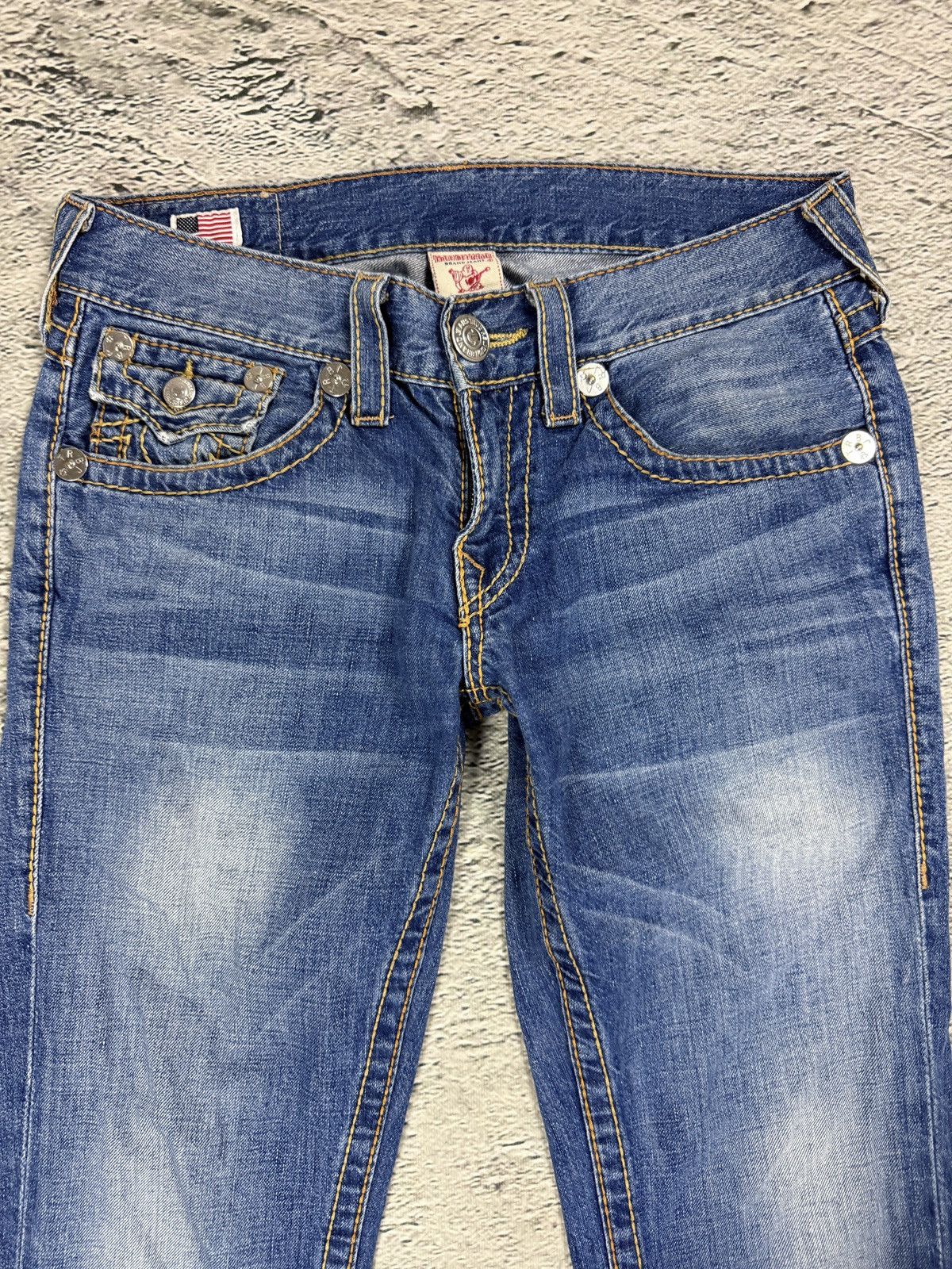 True Religion True Religion blue jeans flared thick stitching Ricky gold Size US 34 / EU 50 - 7 Thumbnail
