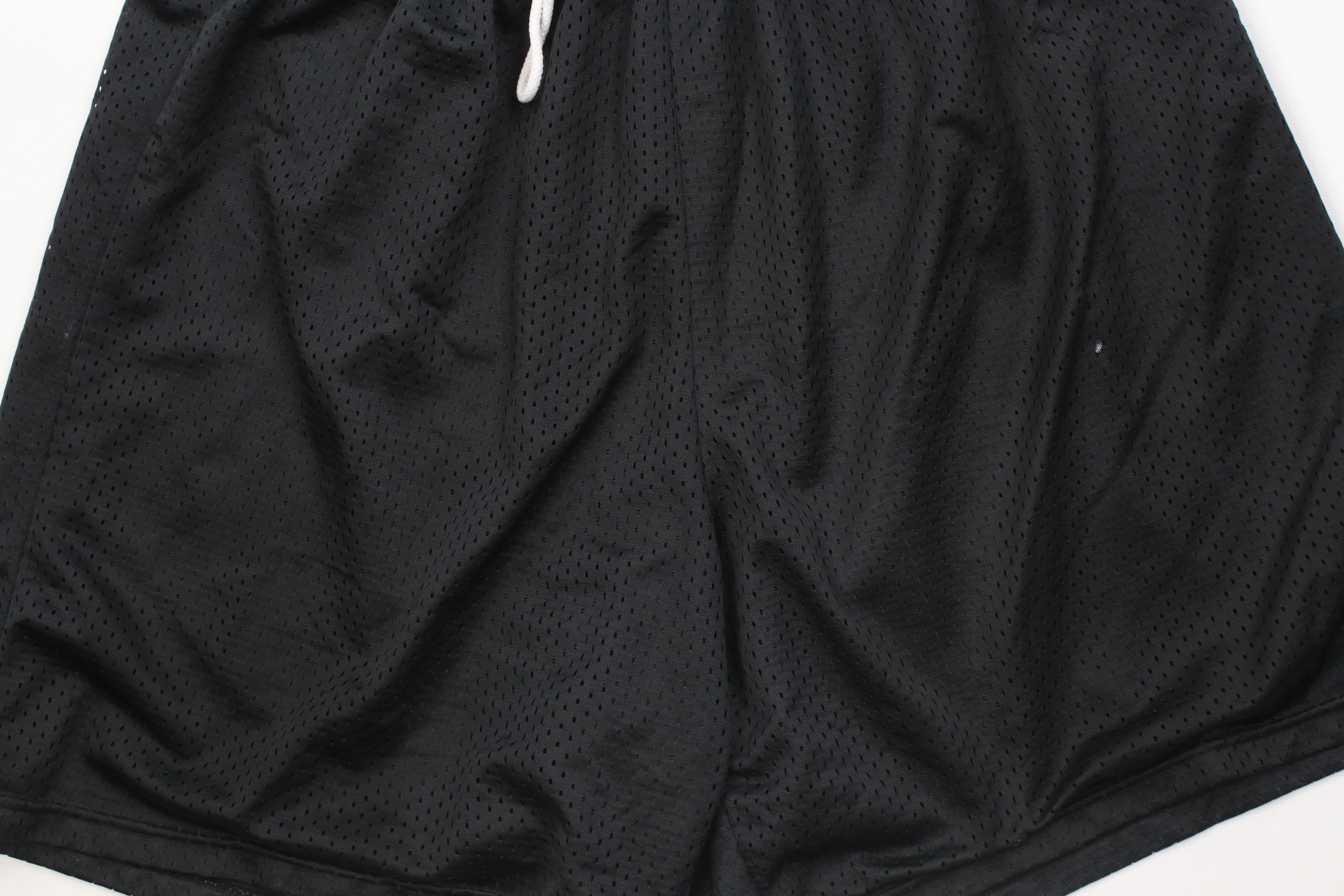 Vintage Vintage 90s Streetwear Basketball Above Knee Mesh Shorts Size US 34 / EU 50 - 3 Thumbnail