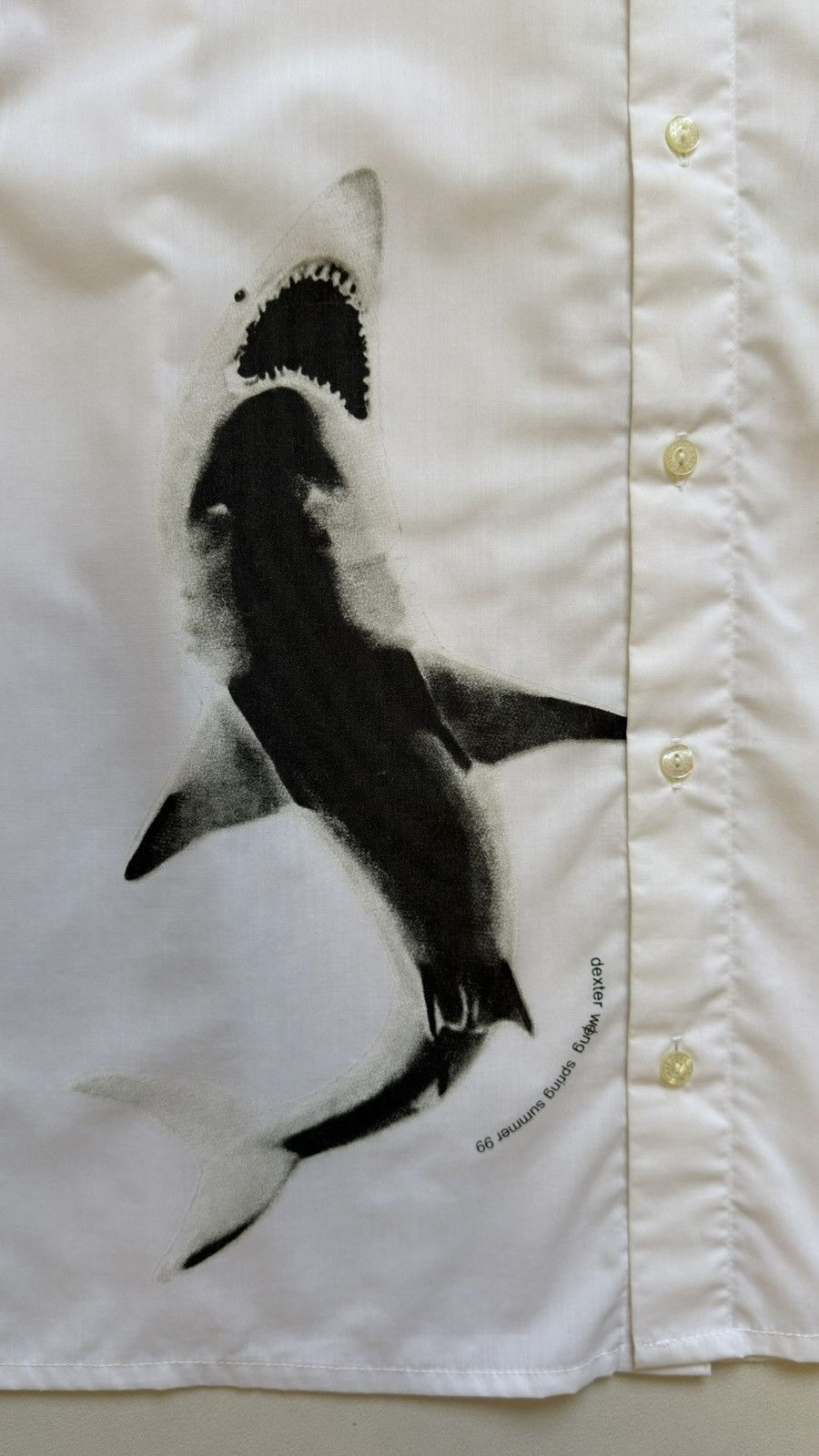 Dexter Wong S/S 1999 ‘Shark’ Print White Shirt Size US M / EU 48-50 / 2 - 7 Thumbnail