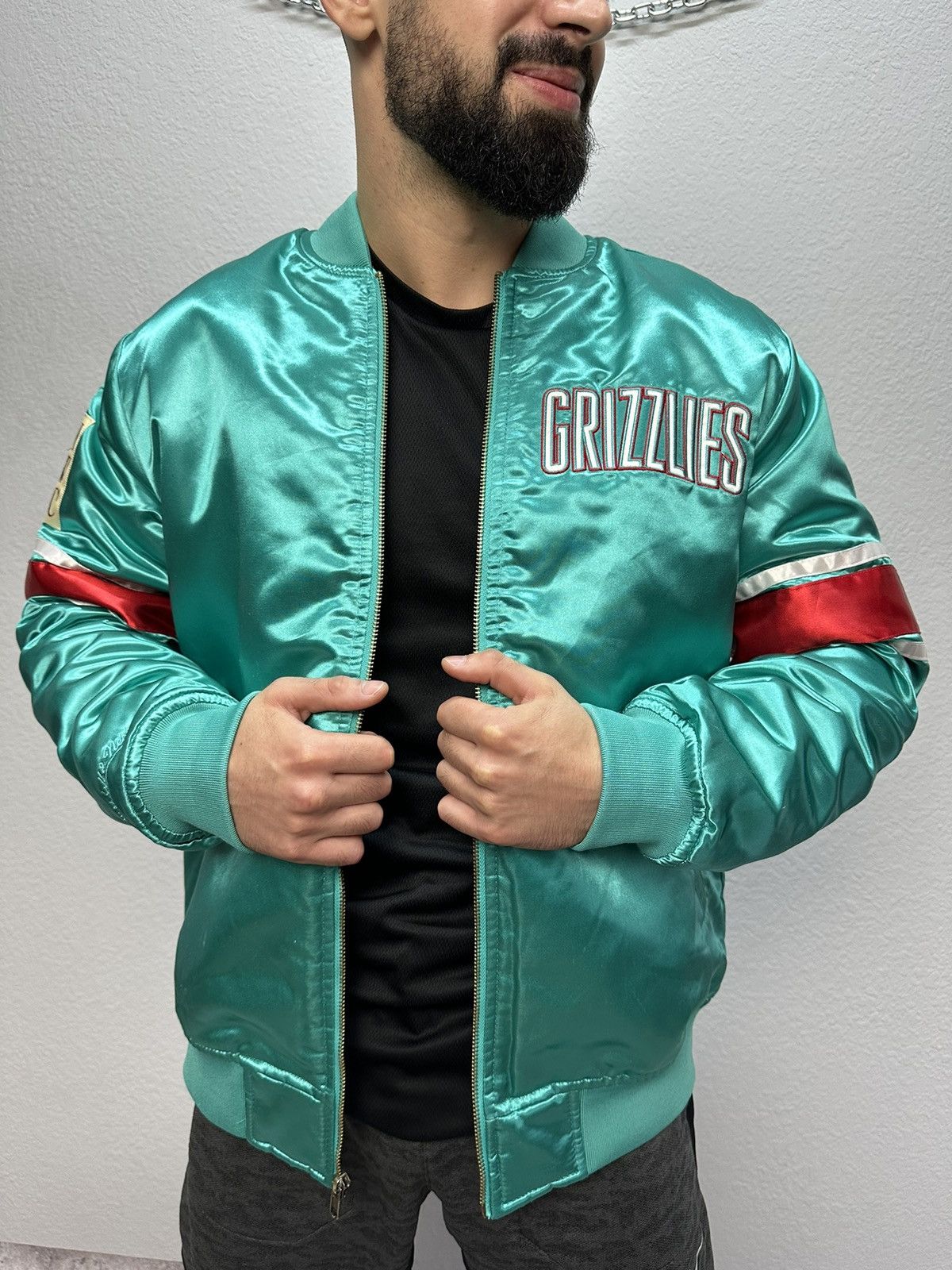 Mitchell & Ness × NBA Vintage Mitchell & Ness Grizzlies NBA Bomber Jacket Size US M / EU 48-50 / 2 - 1 Thumbnail