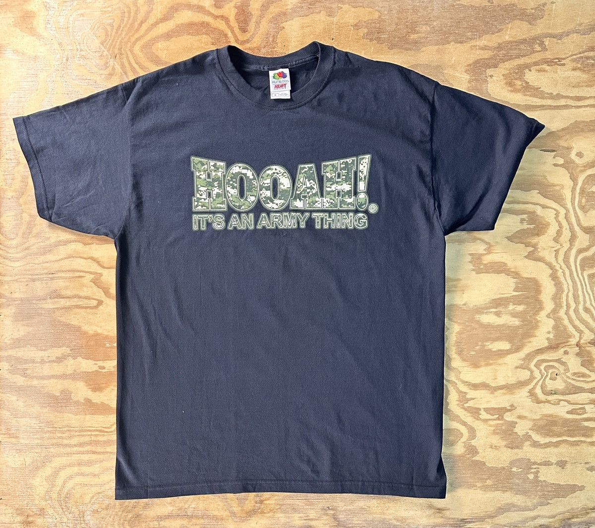 Fruit Of The Loom Black Fruit of the Loom HOOAH! 'It's an ARMY Thing' Size US XL / EU 56 / 4 - 1 Thumbnail