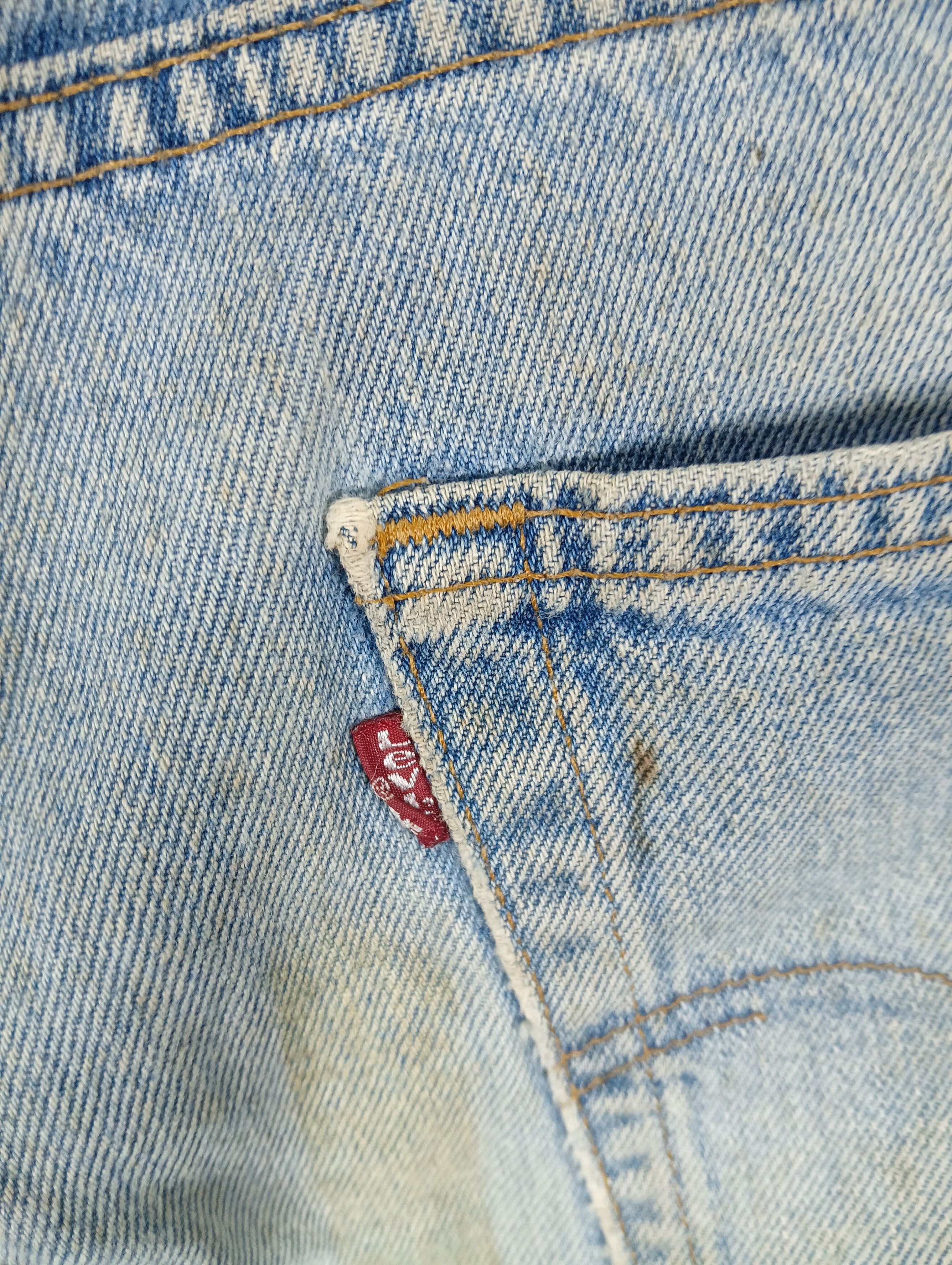 Levi's Vintage Clothing vintage levis 569 made in USA DISTRESSED RARE Size US 34 / EU 50 - 8 Thumbnail