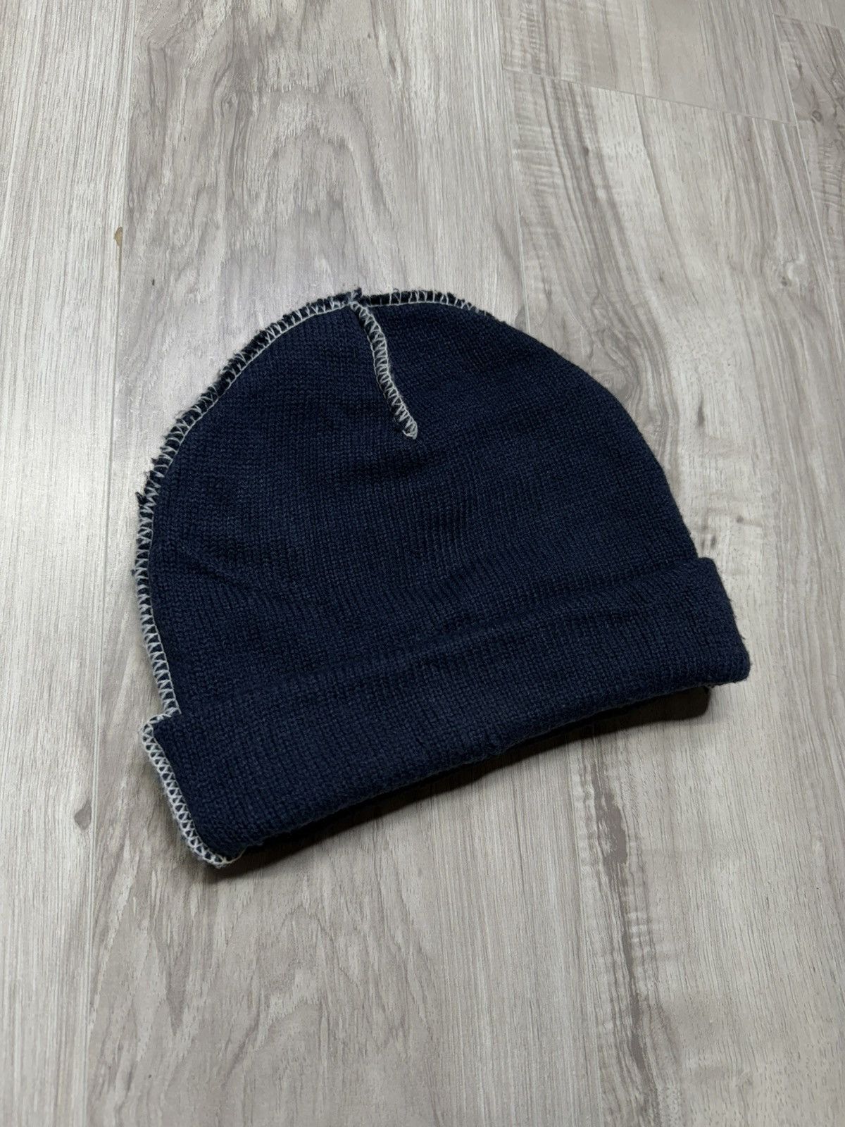 Supreme Supreme Contrast Stitch Beanie F/W 19 Preowned Size ONE SIZE - 3 Thumbnail