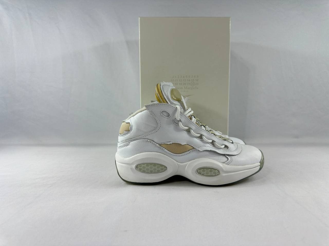 Maison Margiela × Reebok Reebok x Maison Margiela Question Mid 