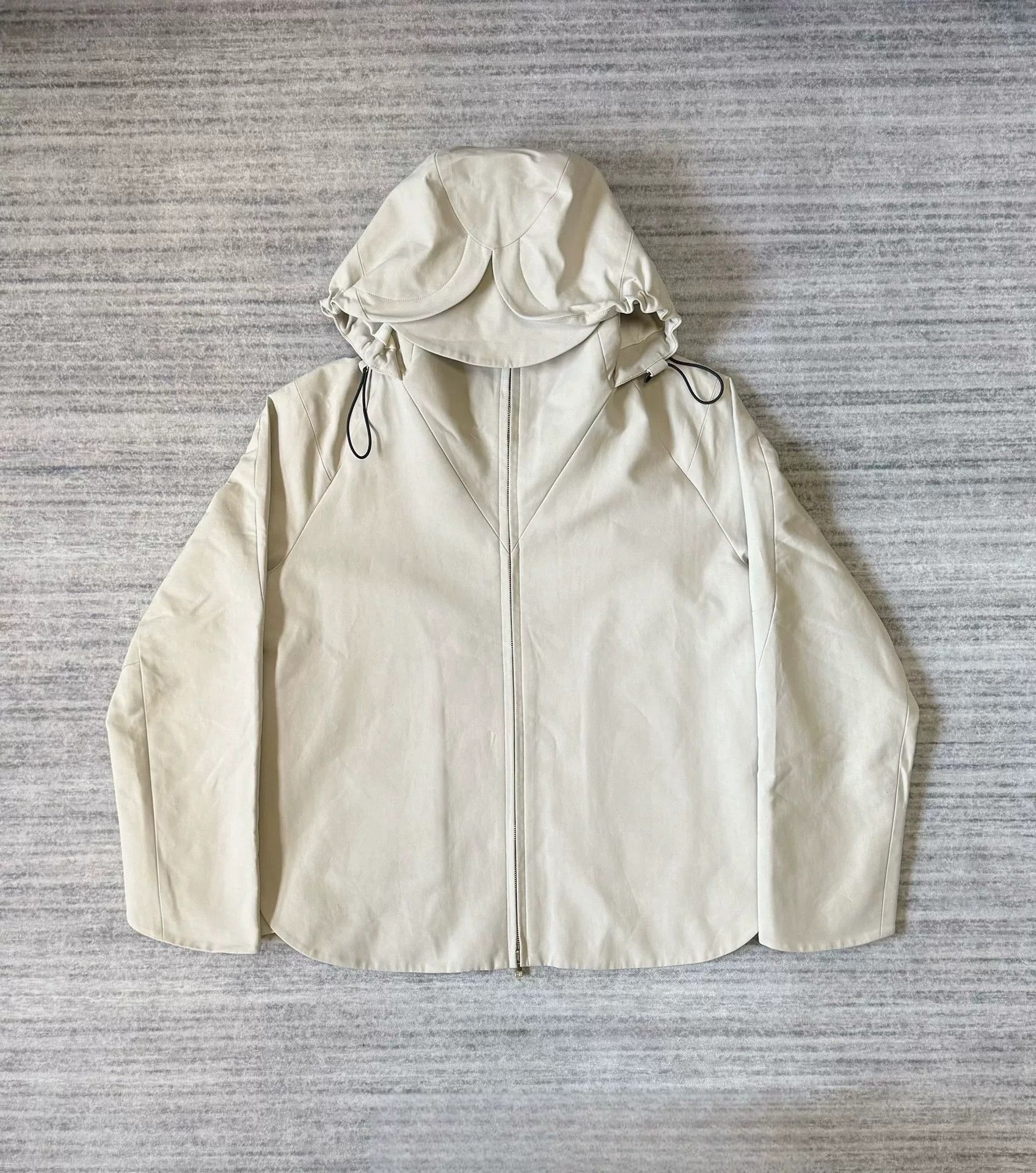 pet-tree-kor Pet Tree Kor Windbreaker Jacket in Beige Size US L / EU 52-54 / 3 - 1 Thumbnail