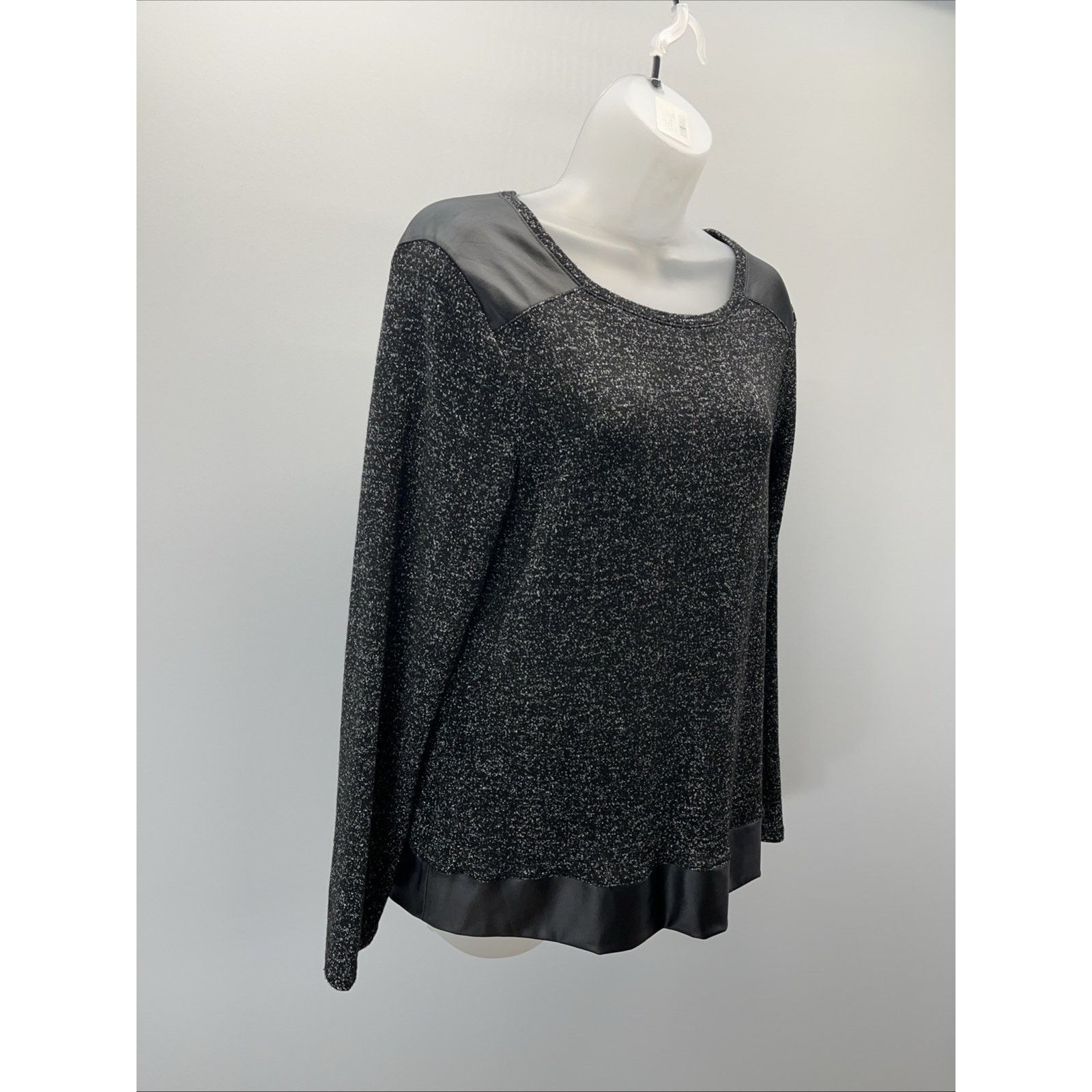 Chicos Chico's Womens Metallic Faux Leather Trim Blouse Size1 Black Size M / US 6-8 / IT 42-44 - 2 Thumbnail