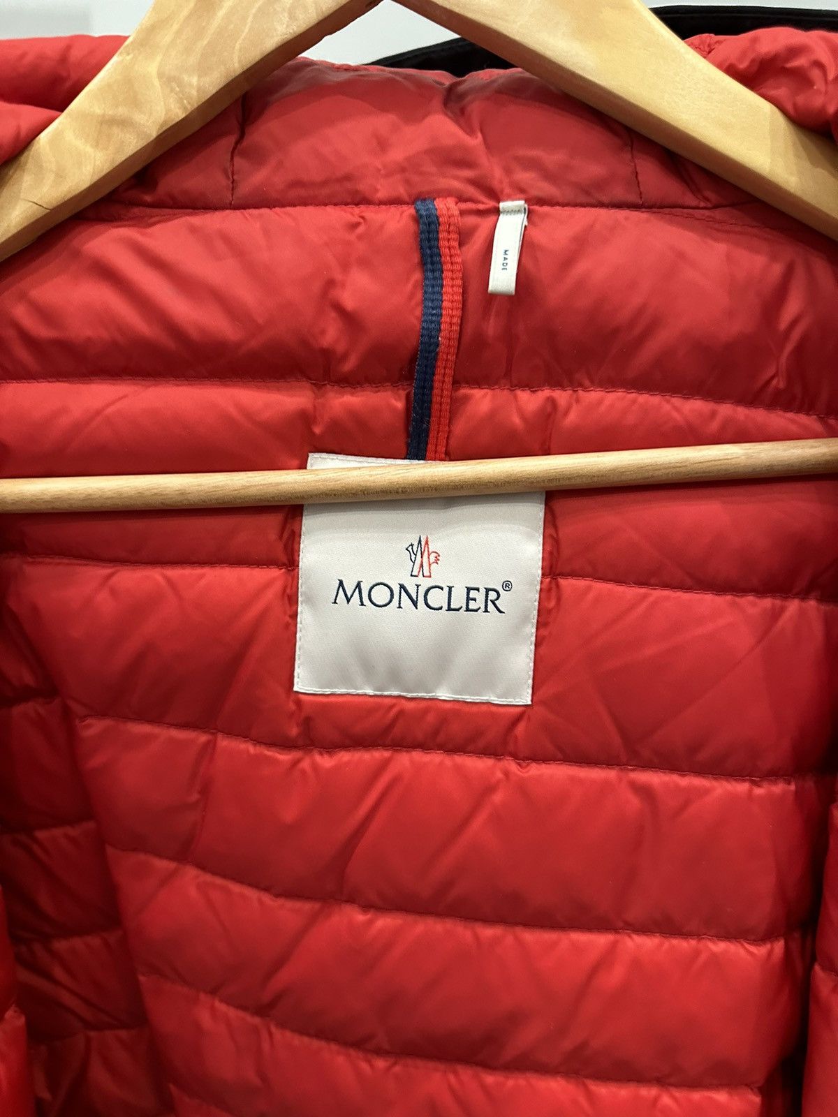 Moncler Moncler Derva Goibbotto Size US M / EU 48-50 / 2 - 10 Thumbnail