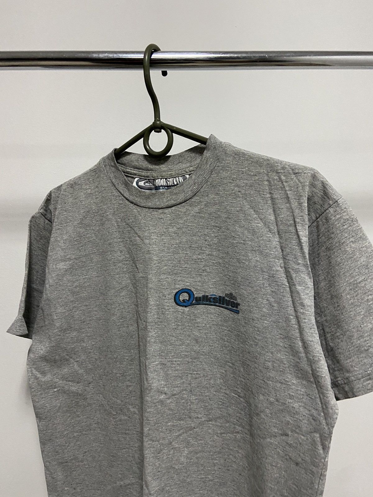 Quiksilver × Vintage Quiksilver t shirt big logo vintage tee skate Size US M / EU 48-50 / 2 - 3 Thumbnail