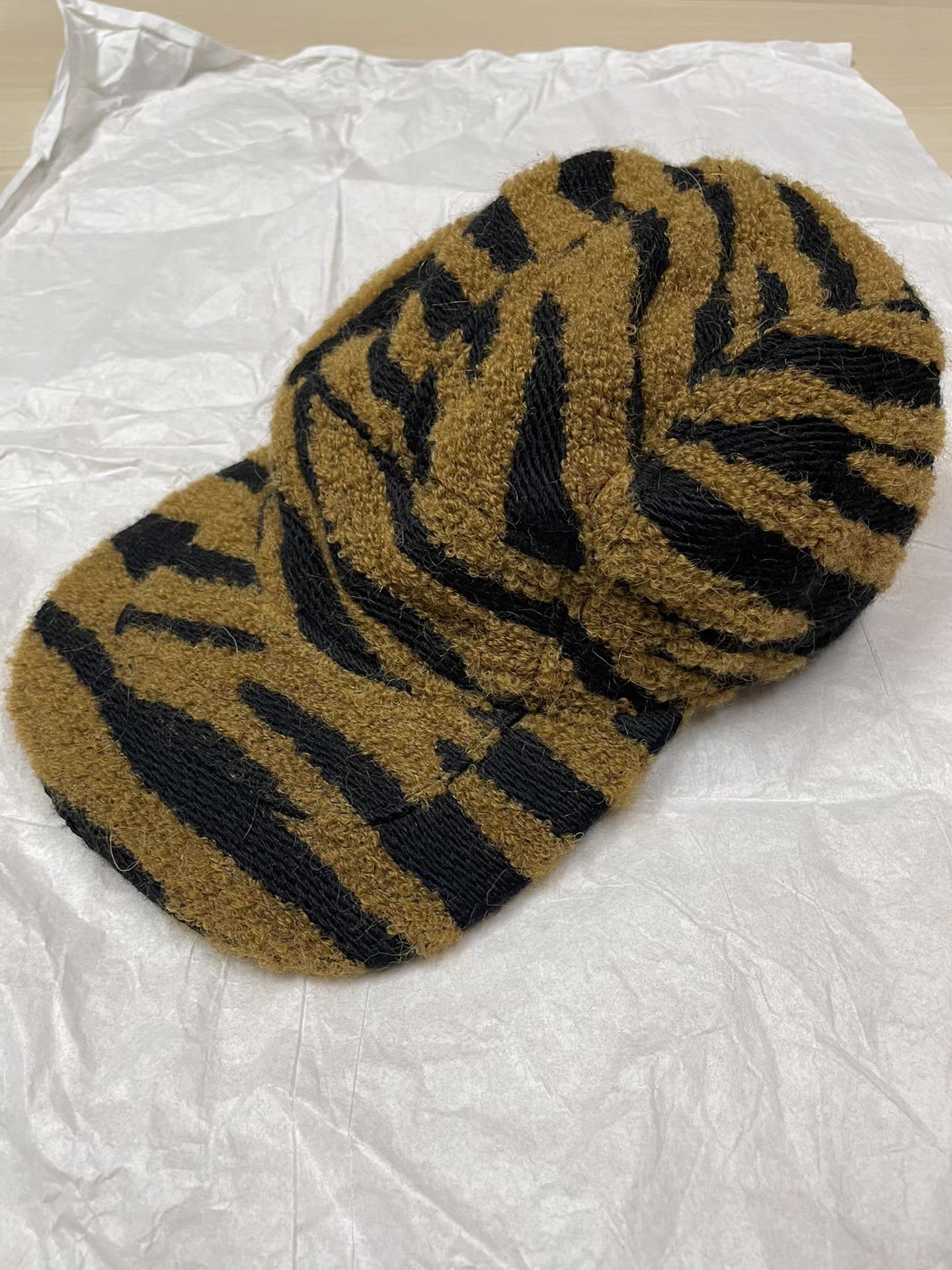 Stella McCartney Stella McCartney Tiger-Pattern Hat Ｑ21 Size ONE SIZE - 1 Thumbnail