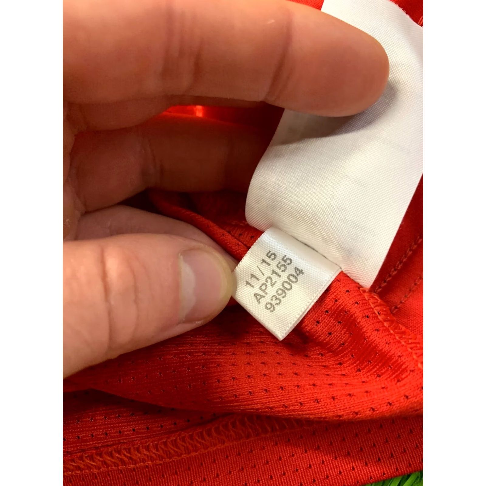 Adidas ADIDAS PERFORMANCE RUNNING 2015 ORIGINAL MEN SHIRT JERSEY SIZE S SMALL RED AND GRAY Size US S / EU 44-46 / 1 - 7 Thumbnail