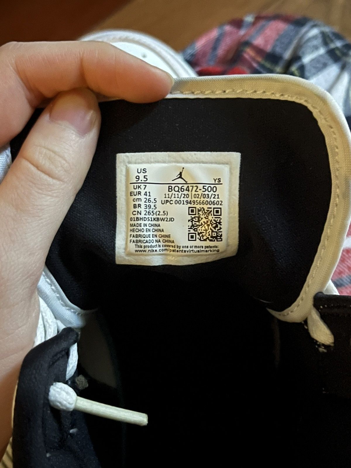 Jordan Brand × Nike Nike Jordan 1s Size US 9.5 / IT 39.5 - 7 Thumbnail
