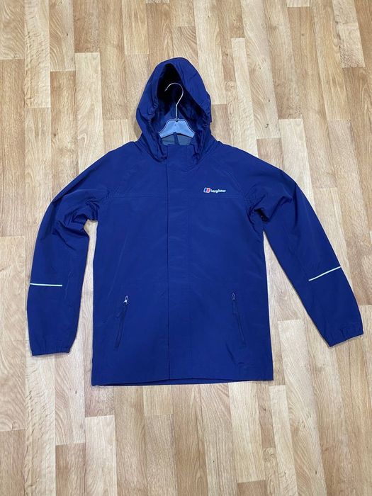 Berghaus GORE-TEX Mountain Jacket, Shell Jacket, Men's Size M Nylon (Gore-Tex) navy blue type Vintage Second Hand