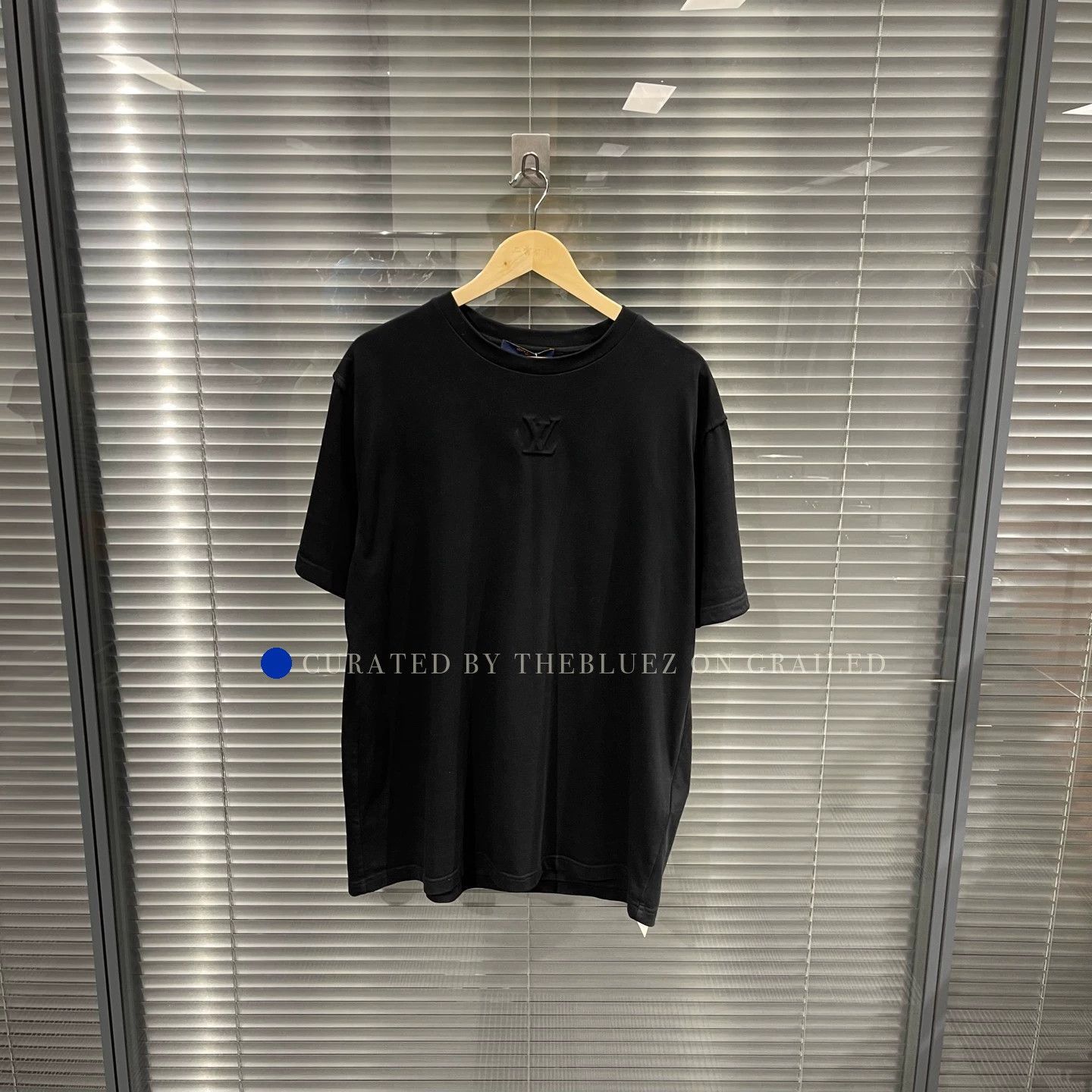 Louis Vuitton Embossed Monogram Black Short Sleeve Tee Size US XXL / EU 58 / 5 - 1 Thumbnail