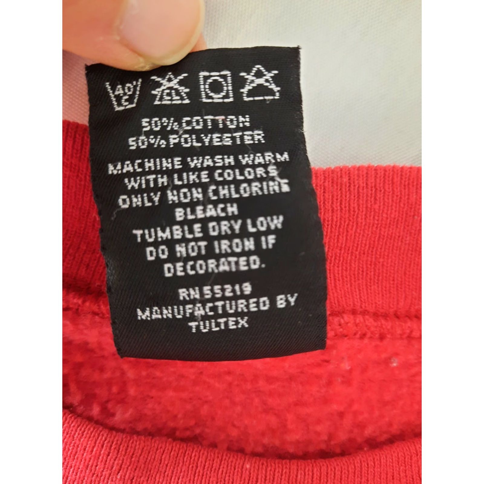 Mickey Unlimited VINTAGE Mickey Unlimited Disney Red Crewneck Sweatshirt Womens Large Size L / US 10 / IT 46 - 3 Thumbnail