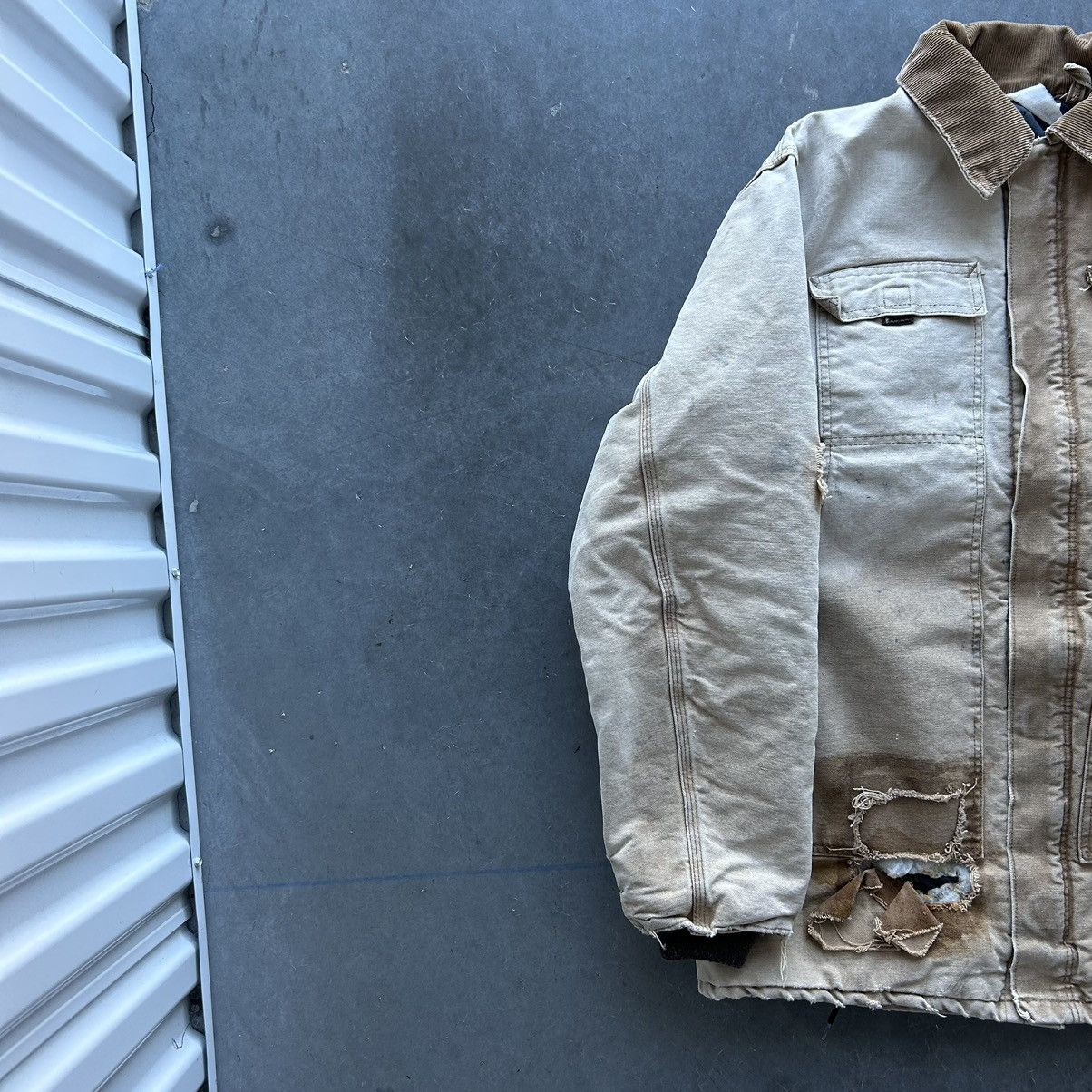 Carhartt × Vintage Crazy Vintage 80s Thrashed Carhartt Chore Barn Coat Grunge Size US XL / EU 56 / 4 - 2 Thumbnail