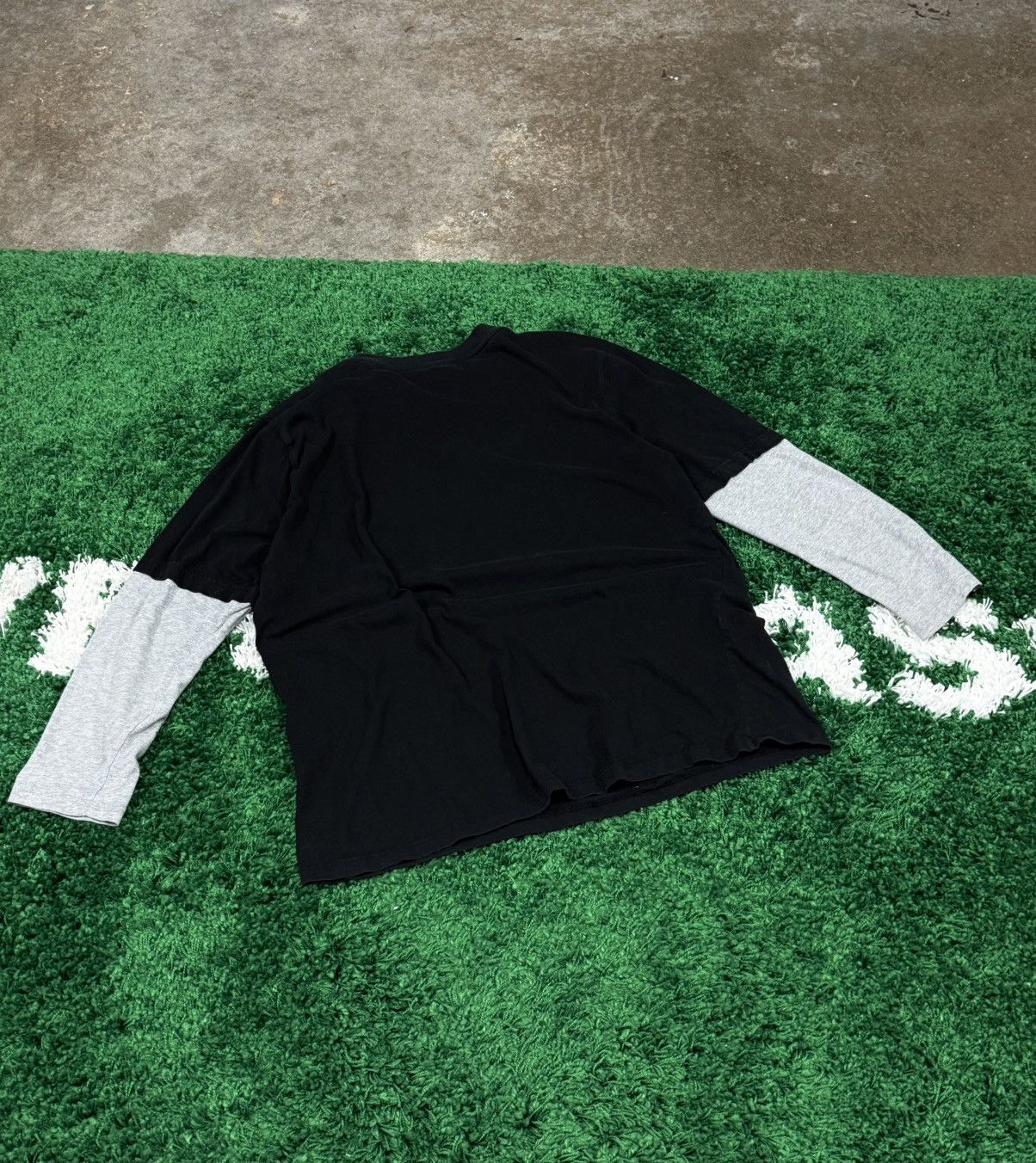 Hanes Vintage Hanes Double Sleeve Black Grey Long Sleeve XL 90s Size US XL / EU 56 / 4 - 4 Thumbnail