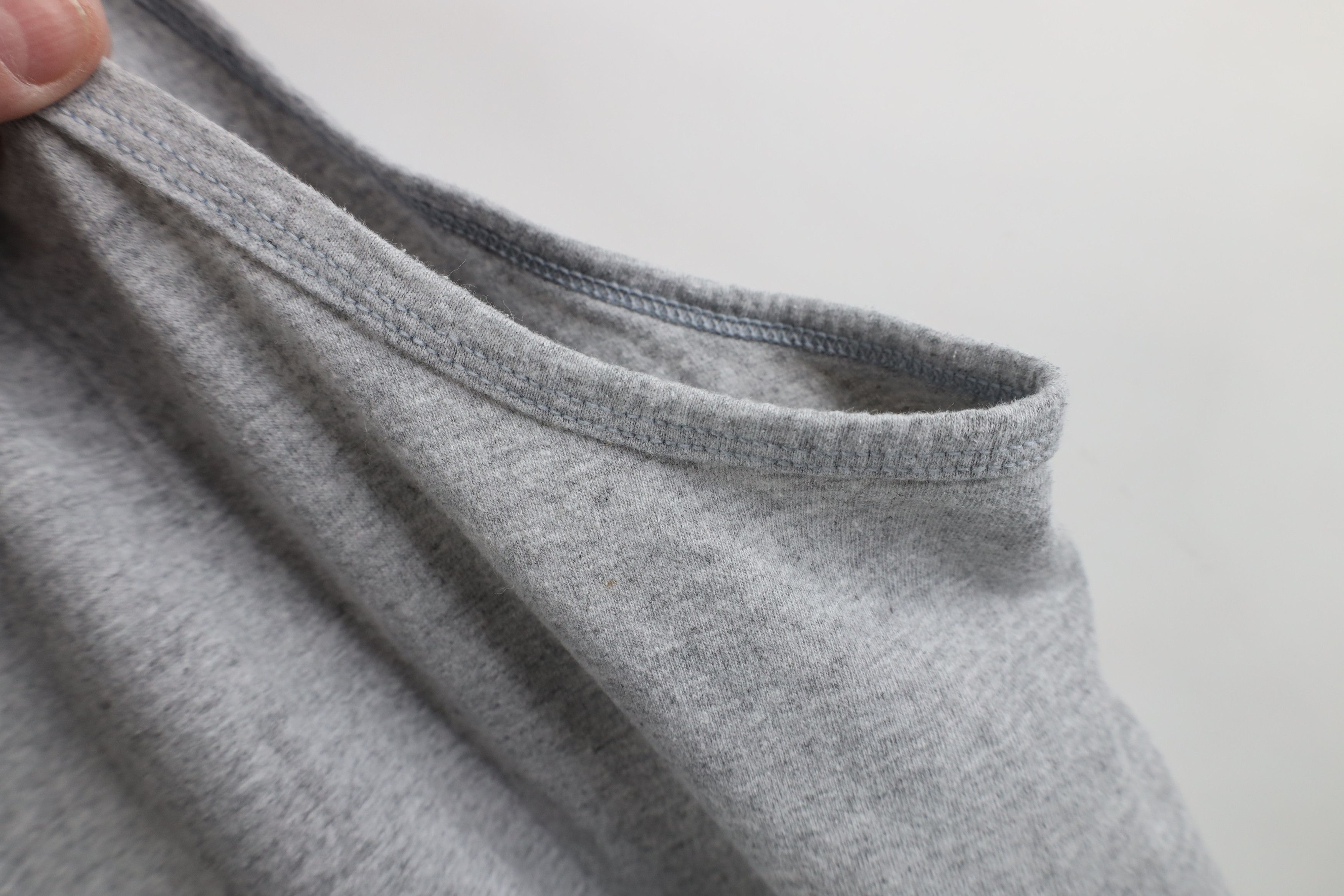 Vintage Vintage 90s Streetwear Cotton Tank Top T-Shirt Heather Gray Size US XXL / EU 58 / 5 - 7 Thumbnail