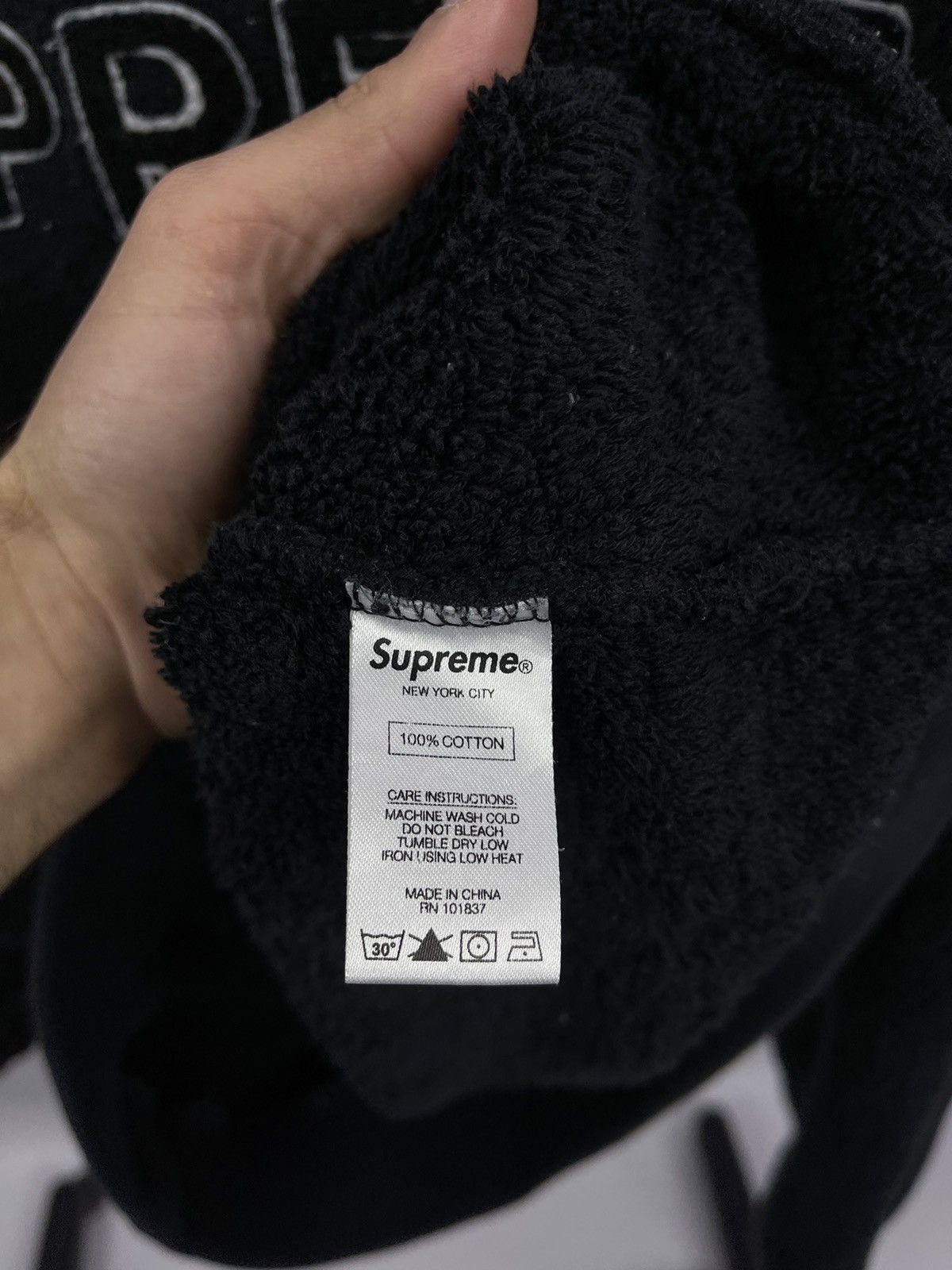 Supreme Supreme Sweatshirt Tabi Black Big Logo Size L Size US L / EU 52-54 / 3 - 6 Thumbnail