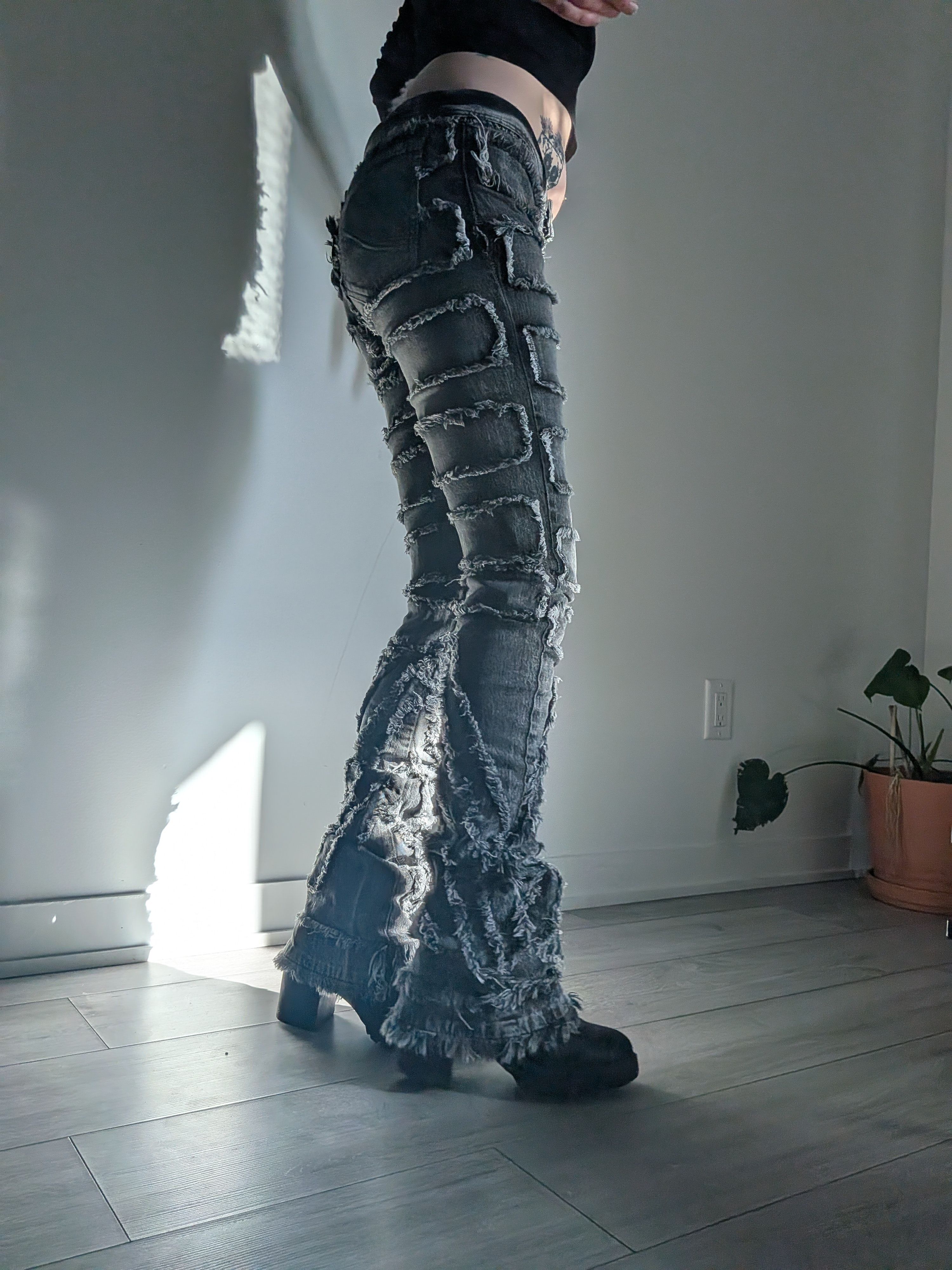 If Six Was Nine Washed Charcoal Distressed Flared Hagi Denim Size US 30 / EU 46 - 4 Thumbnail