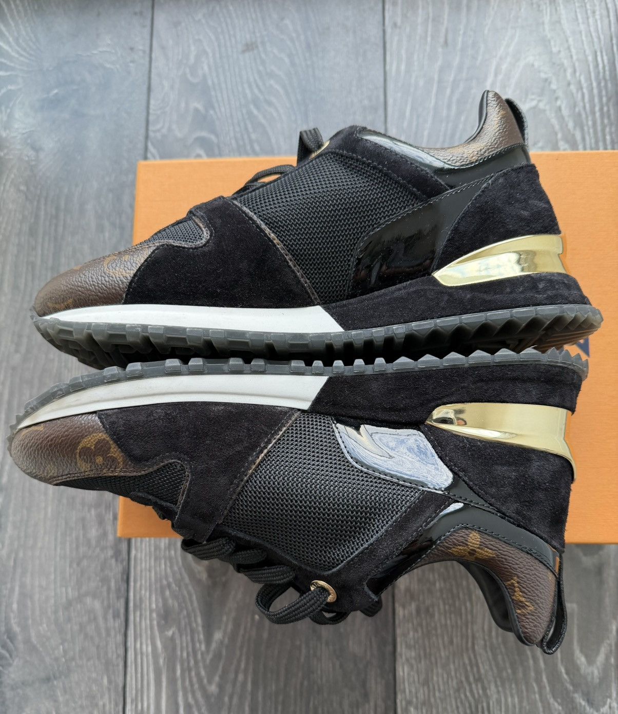 Louis Vuitton Louis Vuitton Run Away Sneaker Size US 6 / IT 36 - 2 Thumbnail