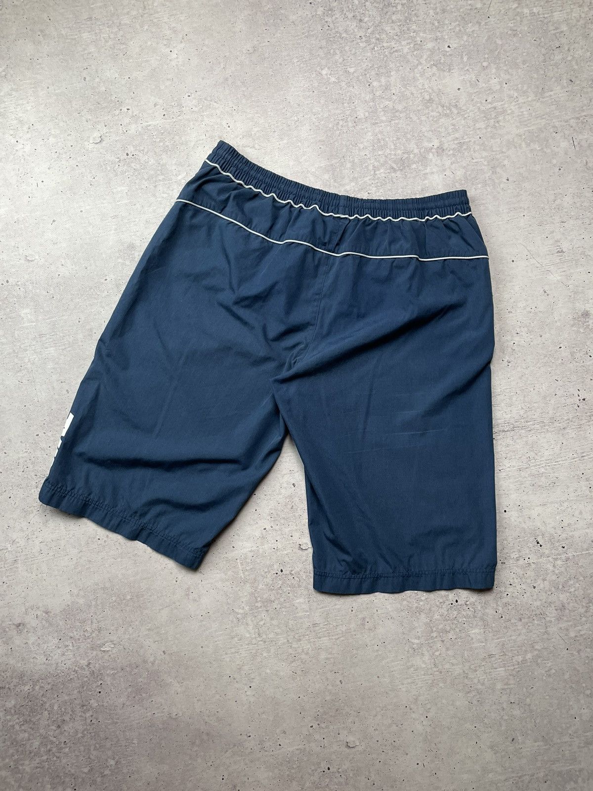 Nike × Vintage Vintage Nike Y2K Shorts Size L big logo Size US 33 - 6 Thumbnail
