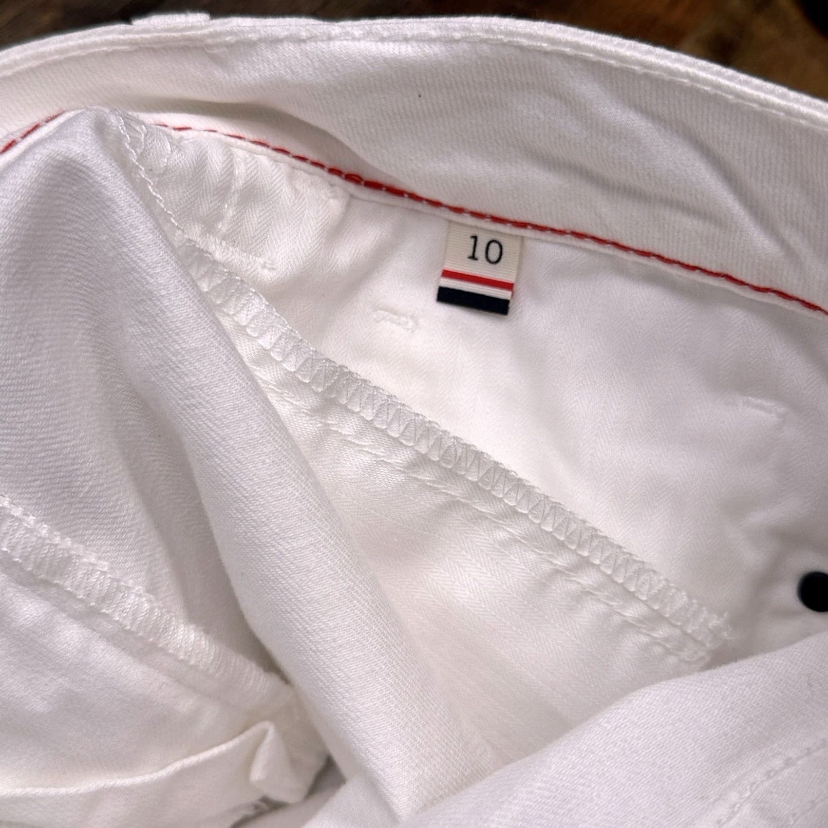 Tommy Hilfiger Tommy Hilfiger Denim Shorts Womens 10 White Mid Rise Cuffed New Size 32" / US 10 / IT 46 - 7 Thumbnail