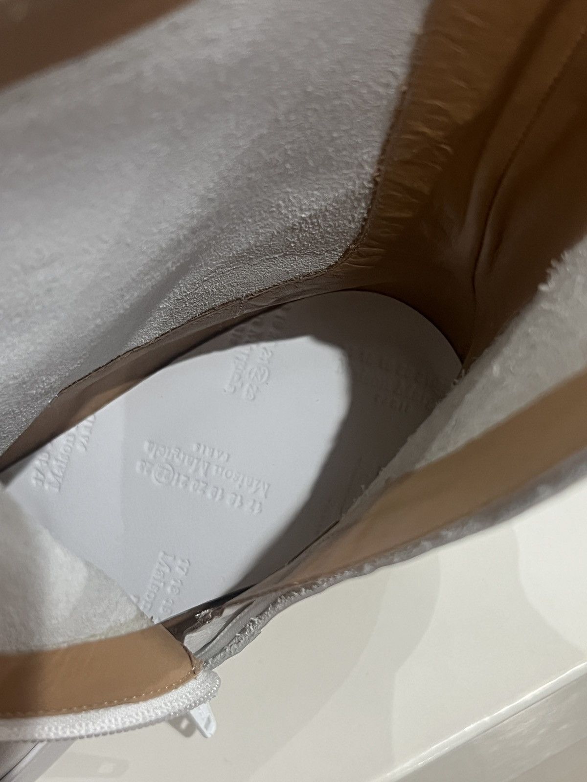 Maison Margiela MAISON MARGIELA WHITE BOOT HEELS Size US 7 / IT 37 - 4 Thumbnail