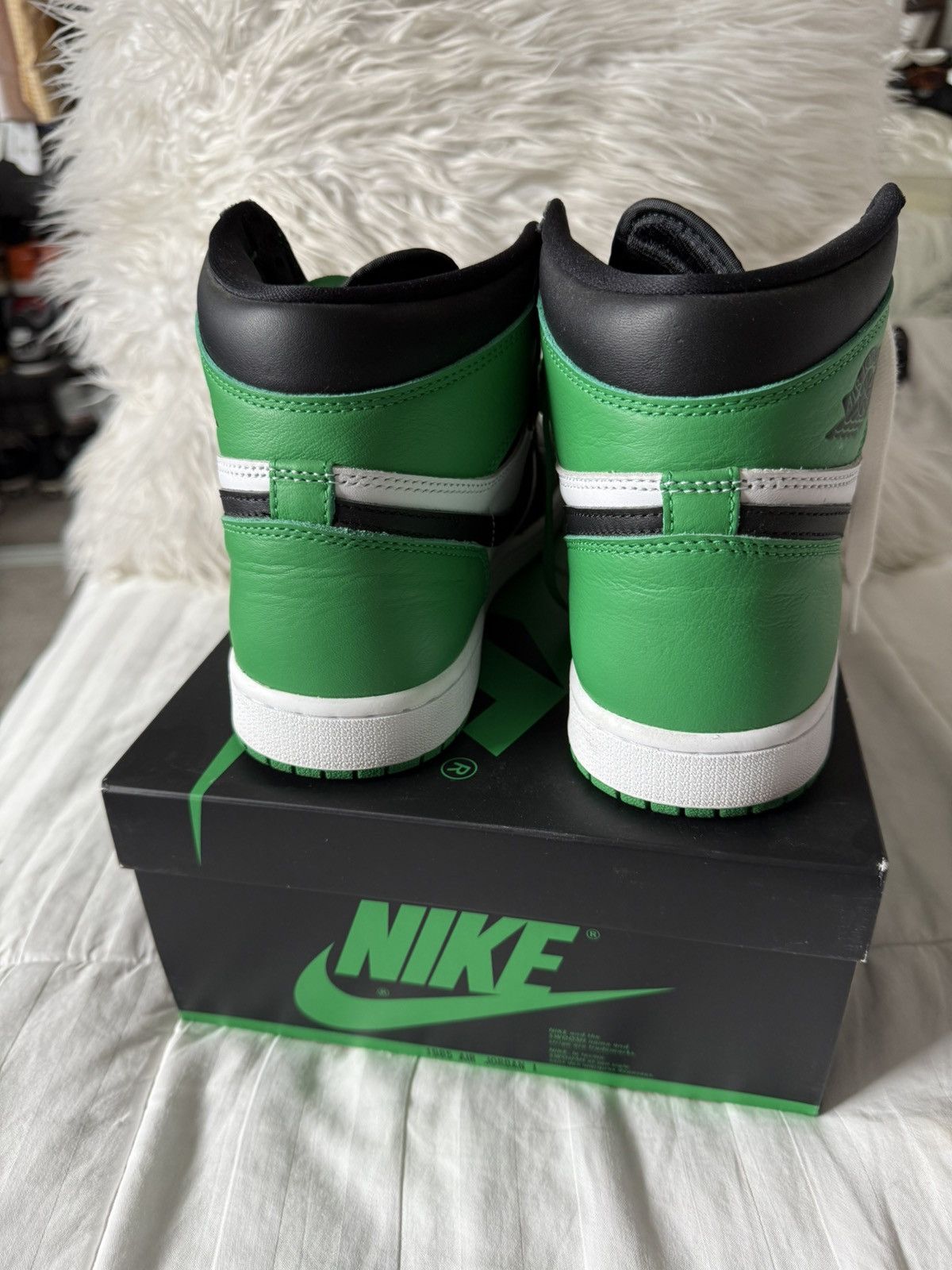 Nike Air Jordan 1 Retro OG High Lucky Green Size US 10 / EU 43 - 5 Thumbnail