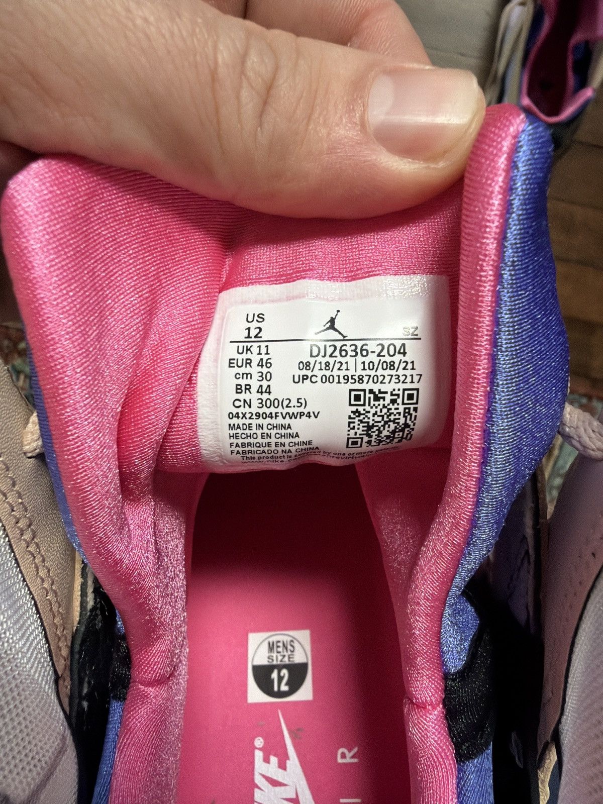 Jordan Brand Air Jordan 7 Retro SE “Shimmer / Sapphire” – Size 12 – Box Size US 12 / EU 45 - 4 Thumbnail