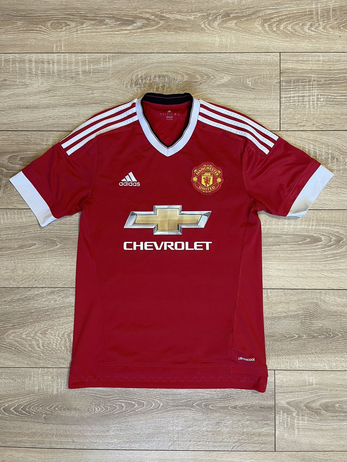 Adidas MANCHESTER UNITED 2015-2016 SHIRT FOOTBALL SOCCER ADIDAS Size US S / EU 44-46 / 1 - 1 Thumbnail