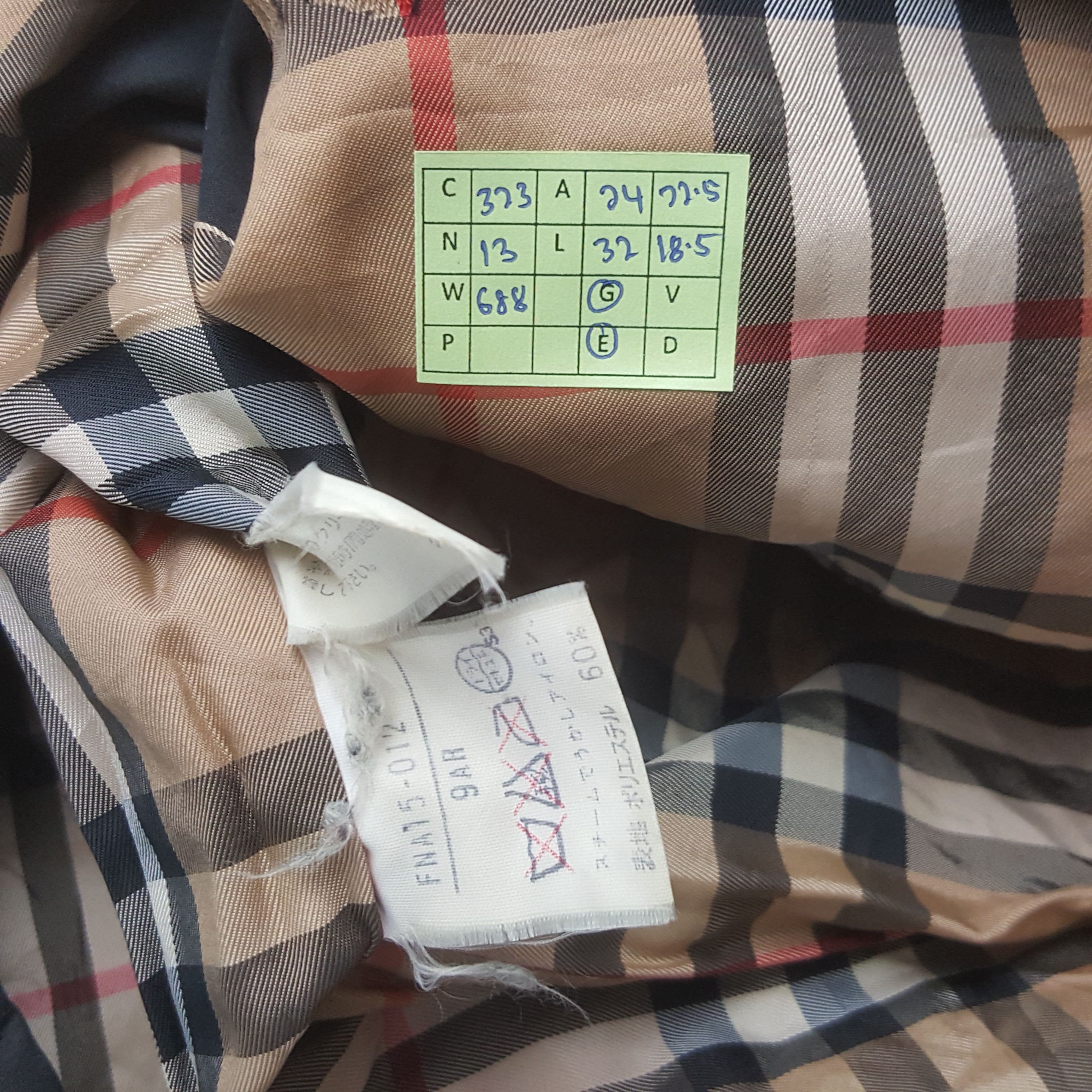 Burberry Vintage Burberry Italian Brand Hoodies Jacket C323N13 Size US L / EU 52-54 / 3 - 8 Thumbnail