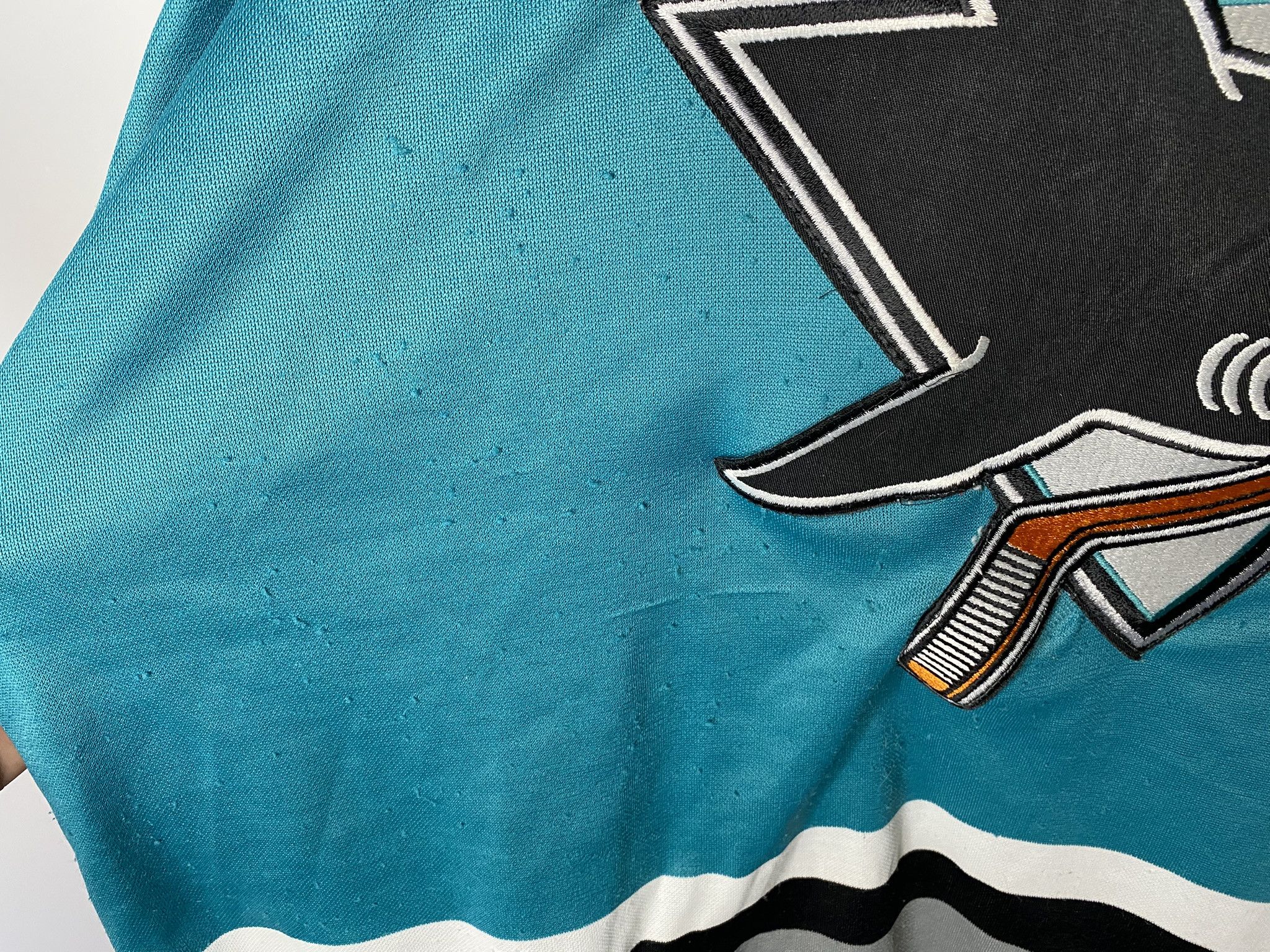 Ccm SAN JOSE SHARKS 80S NHL ICE HOCKEY SHIRT JERSEY VINTAGE Size US XL / EU 56 / 4 - 5 Thumbnail