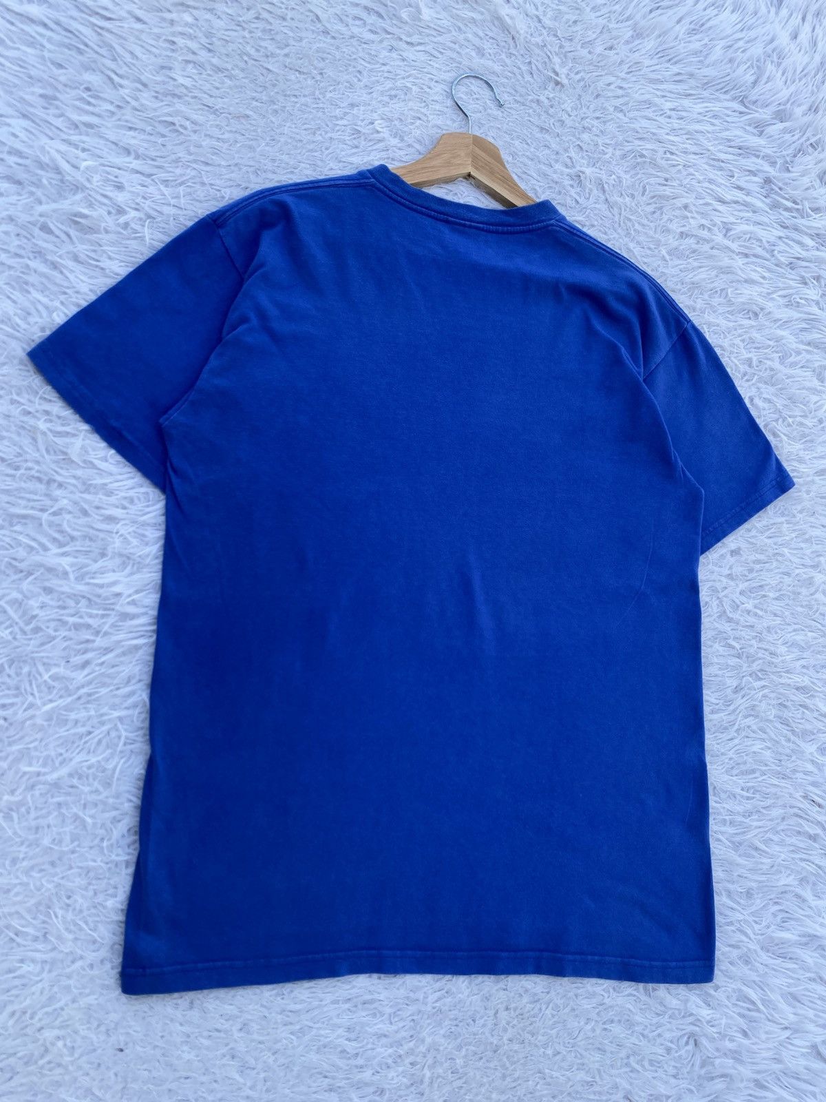 Supreme Rare 2011 Supreme Optical illusion Boxlogo Tshirt Size US M / EU 48-50 / 2 - 13 Thumbnail