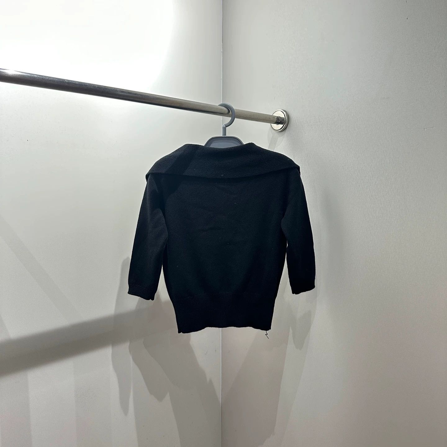 Christian Dior Monsieur Christian Dior Cashmere Bow Bee Knit Top 34 Size XS / US 0-2 / IT 36-38 - 2 Thumbnail