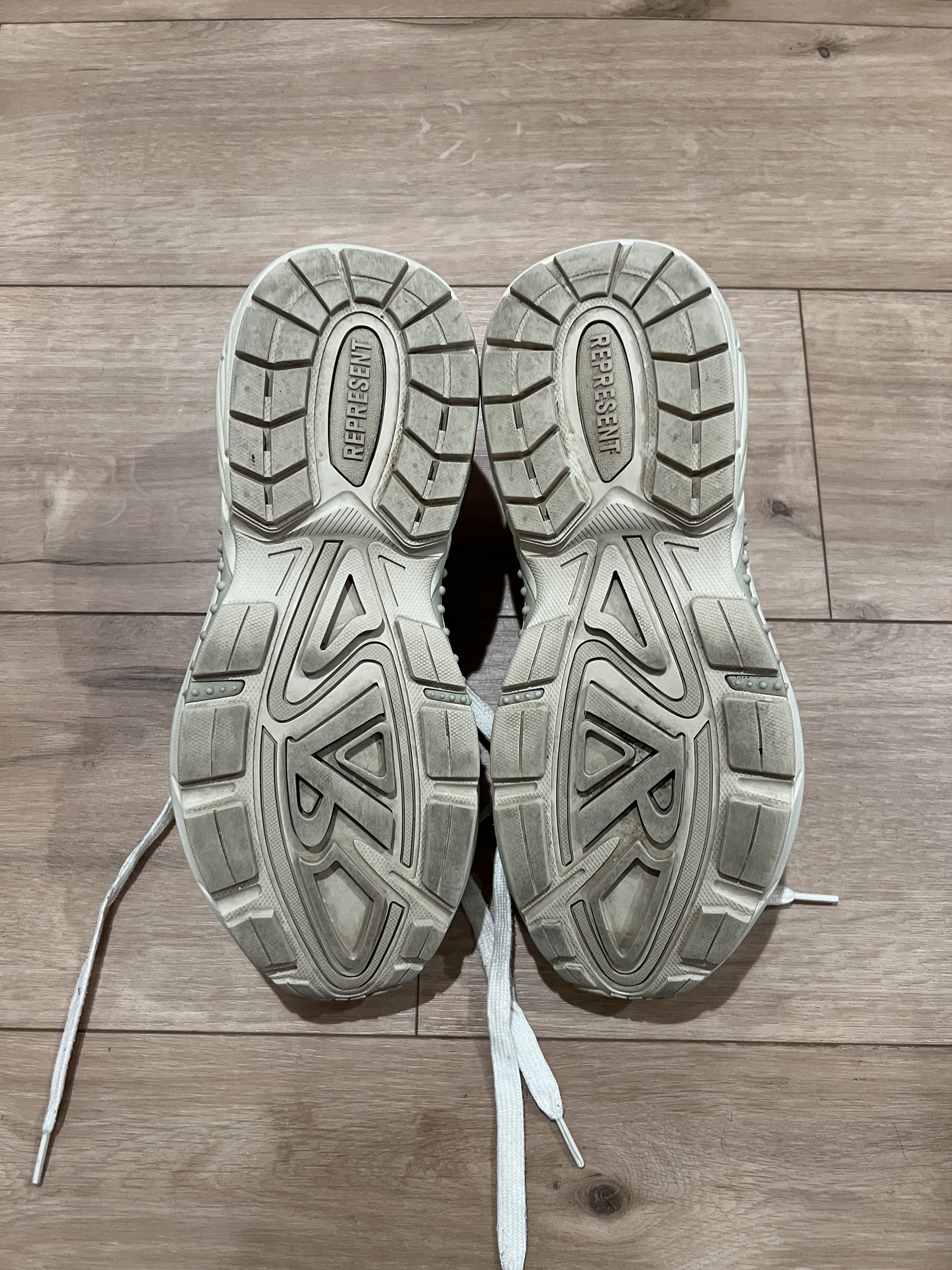 Represent Clo. Represent Storm Runner Sneakers Off White Size 10.5 Size US 10.5 / EU 43-44 - 7 Thumbnail
