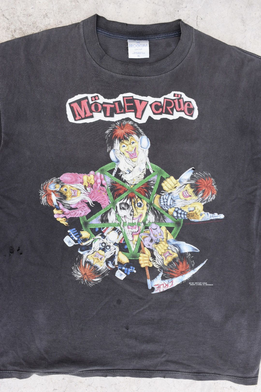 Band Tees Motley Crue 1991 vintage tee Size US L / EU 52-54 / 3 - 3 Thumbnail