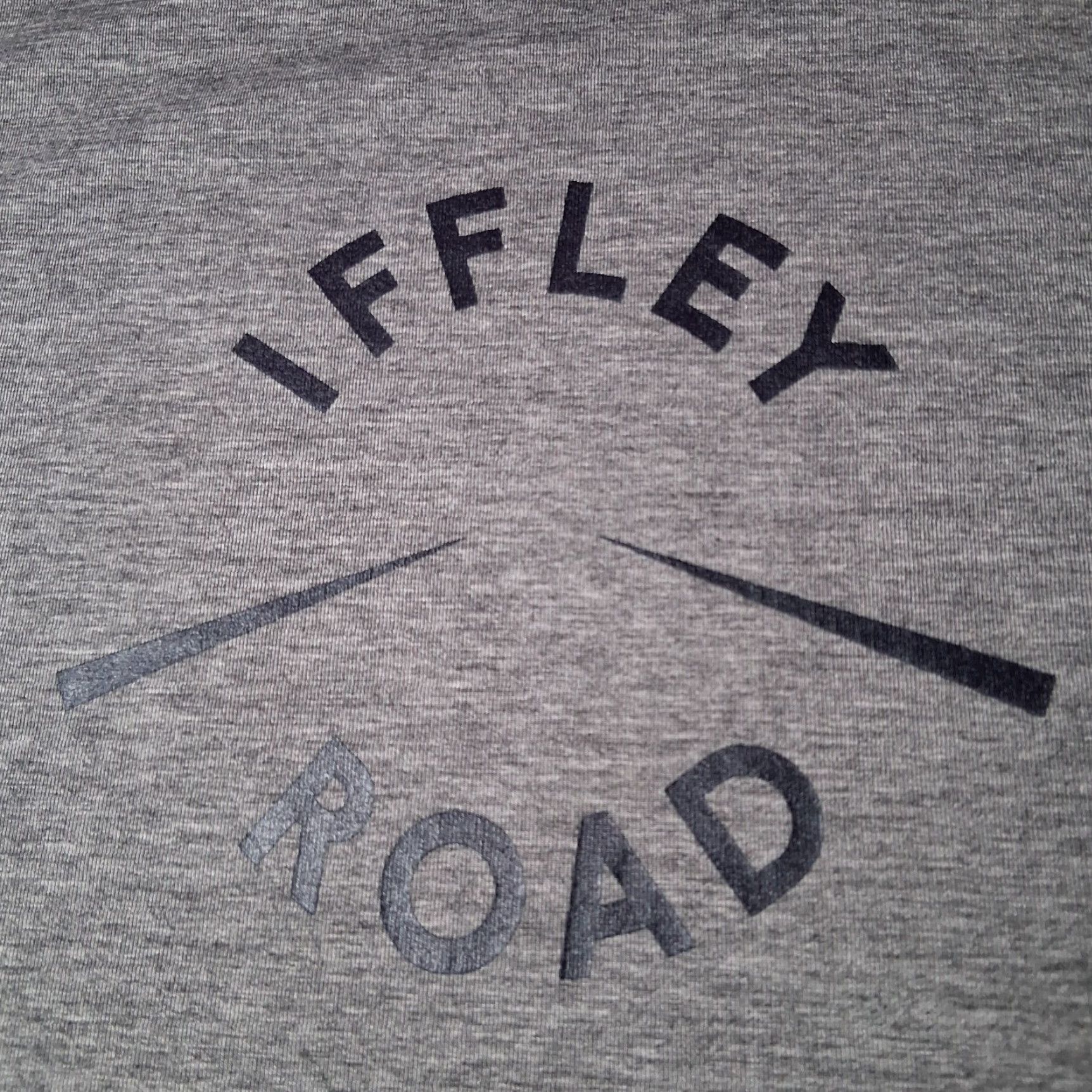 Logo 7 Iffley Road T-Shirt Men XL Gray Logo Running Athletic Performance Shirt Tee - Gray - Regular Fit - Short Sleeve Size US XL / EU 56 / 4 - 4 Thumbnail