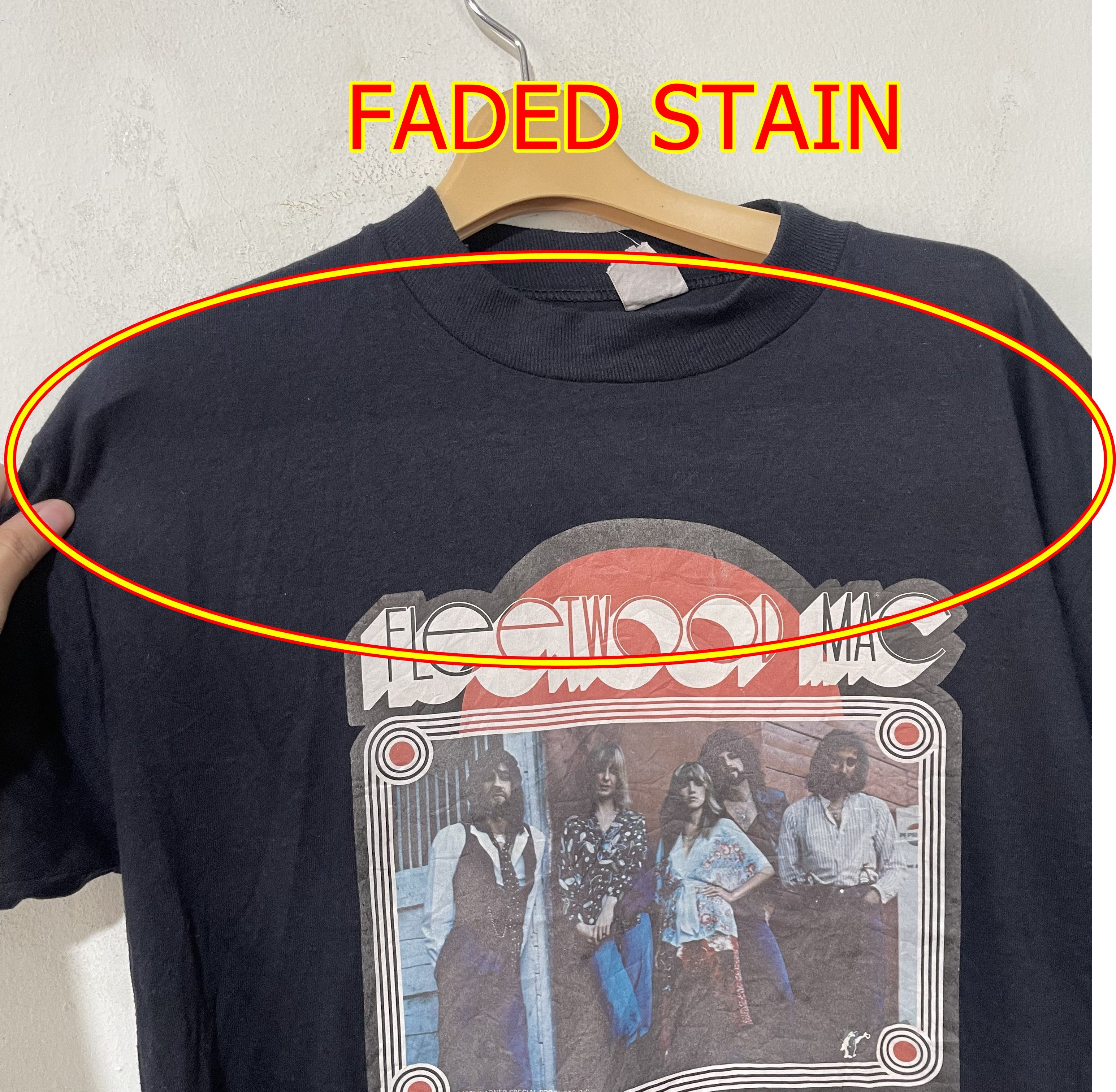 Band Tees Vintage 1976 Fleetwood Mac T-Shirt Size US L / EU 52-54 / 3 - 7 Thumbnail