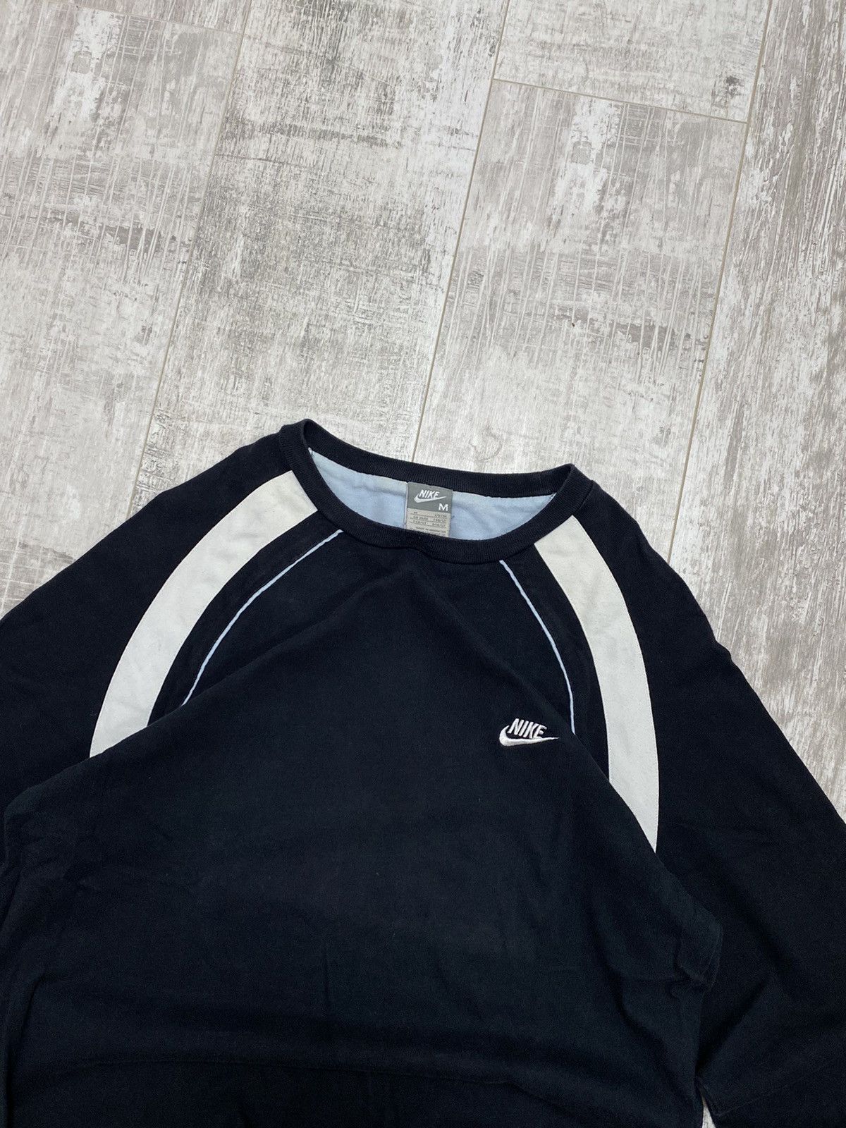 Nike × Vintage 🔥VINTAGE Y2K NIKE LONG SLEEVE T-SHIRT MINI SWOOSH LOGO Size US M / EU 48-50 / 2 - 3 Thumbnail