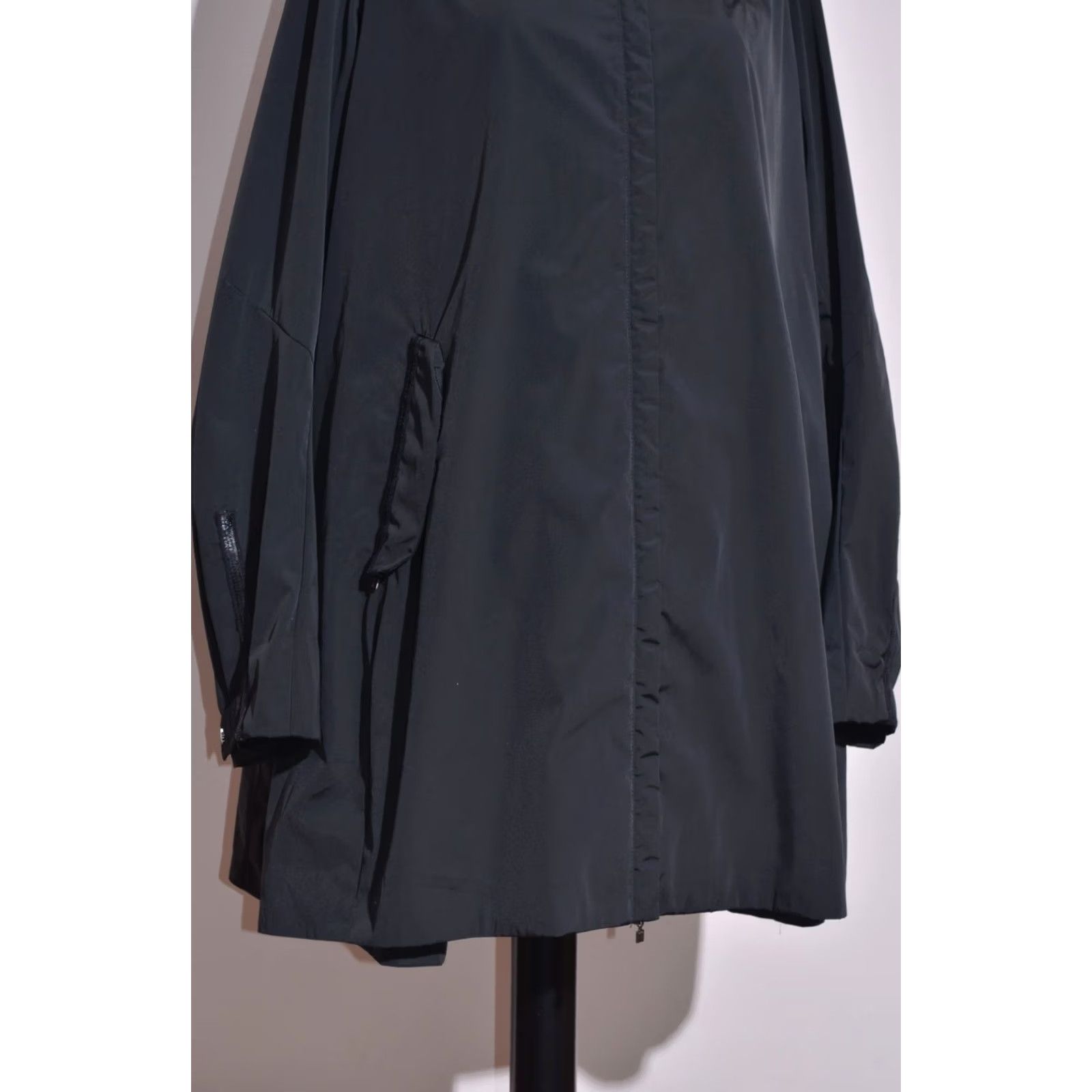 Vintage VINTAGE Marithe Francois Girbaud A-Line Jacket Womens Regular 12 Black Avant-Garde Jacket Size XL / US 12-14 / IT 48-50 - 3 Thumbnail