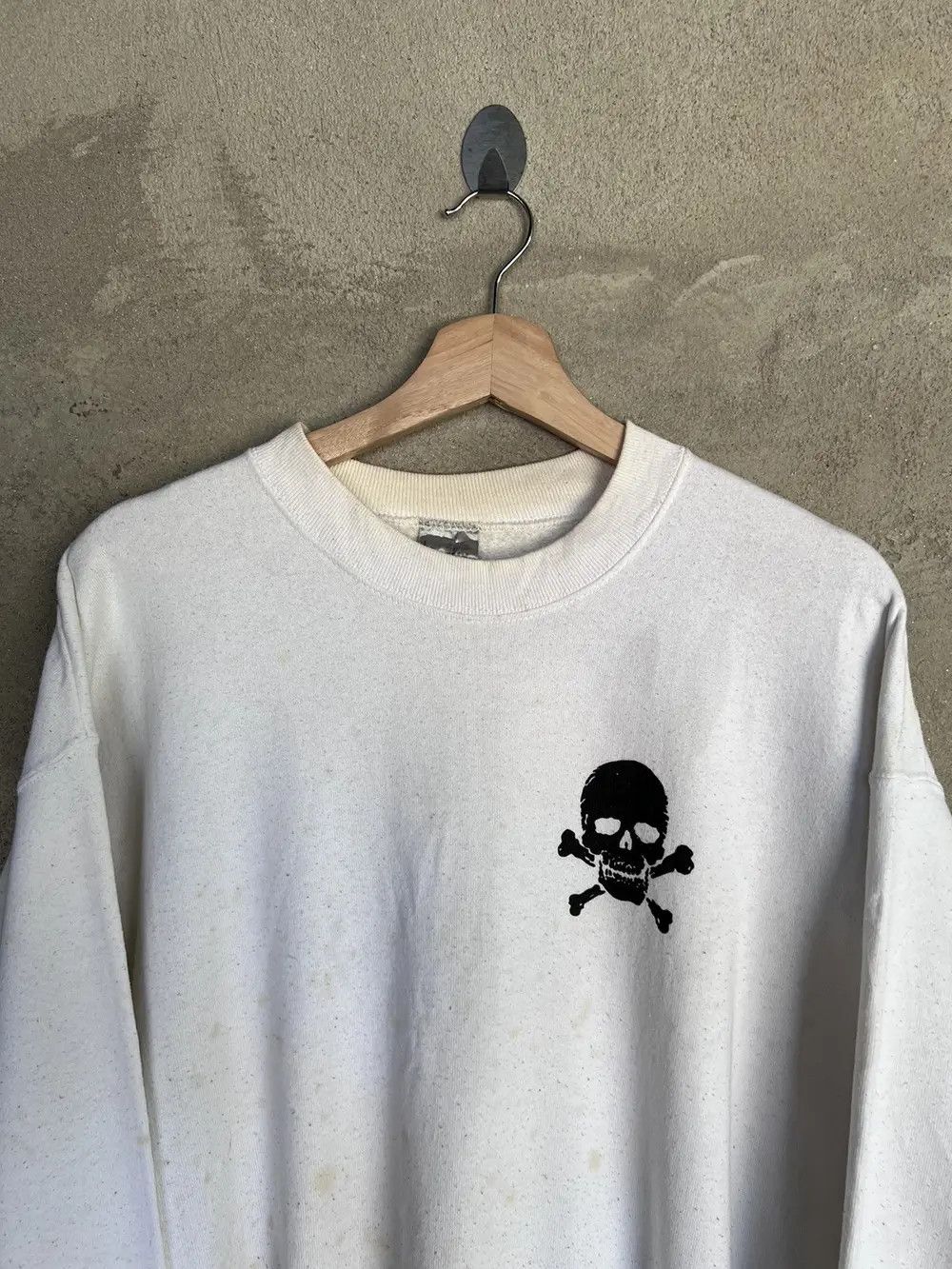 Vintage Vintage Skulls Logo Sweatshirt Size US L / EU 52-54 / 3 - 3 Thumbnail