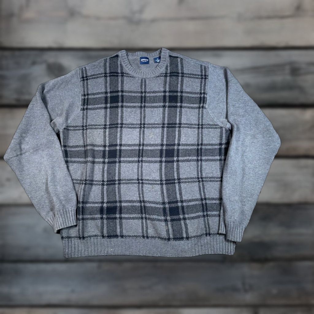 Arrow VINTAGE Arrow GrAY/Black Grid Check Sweater Adult Medium Crew Knit Pullover Mens Vintage Preppy 90s/Classic Dad Style Size US M / EU 48-50 / 2 - 1 Thumbnail